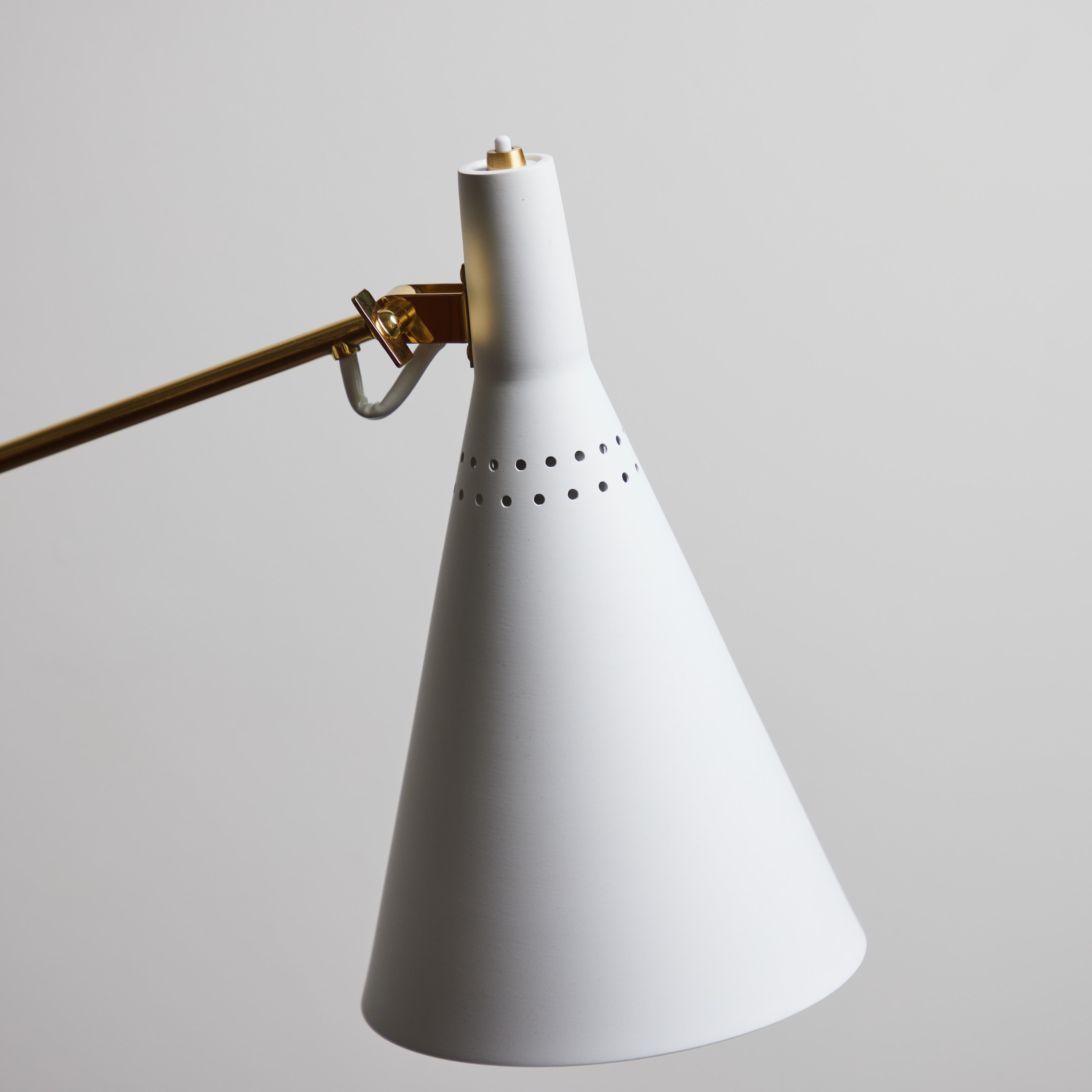 Tapio Wirkkala 'Crane' Articulating Floor Lamp in White for Innolux Oy For Sale 10