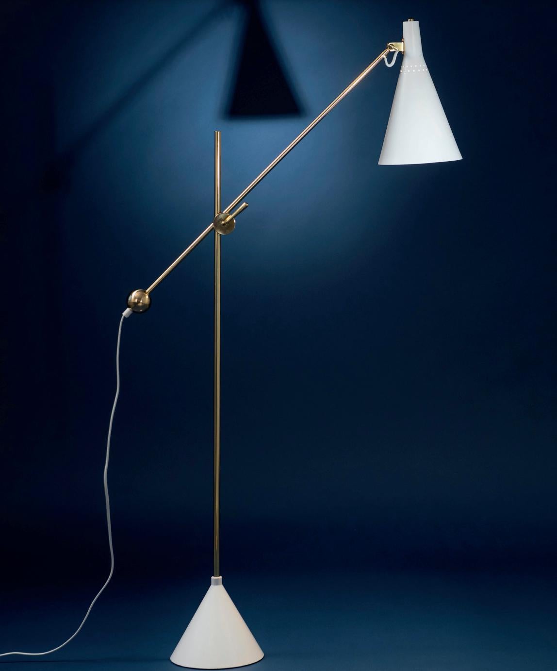 Contemporary Tapio Wirkkala 'Crane' Articulating Floor Lamp in White for Innolux Oy For Sale