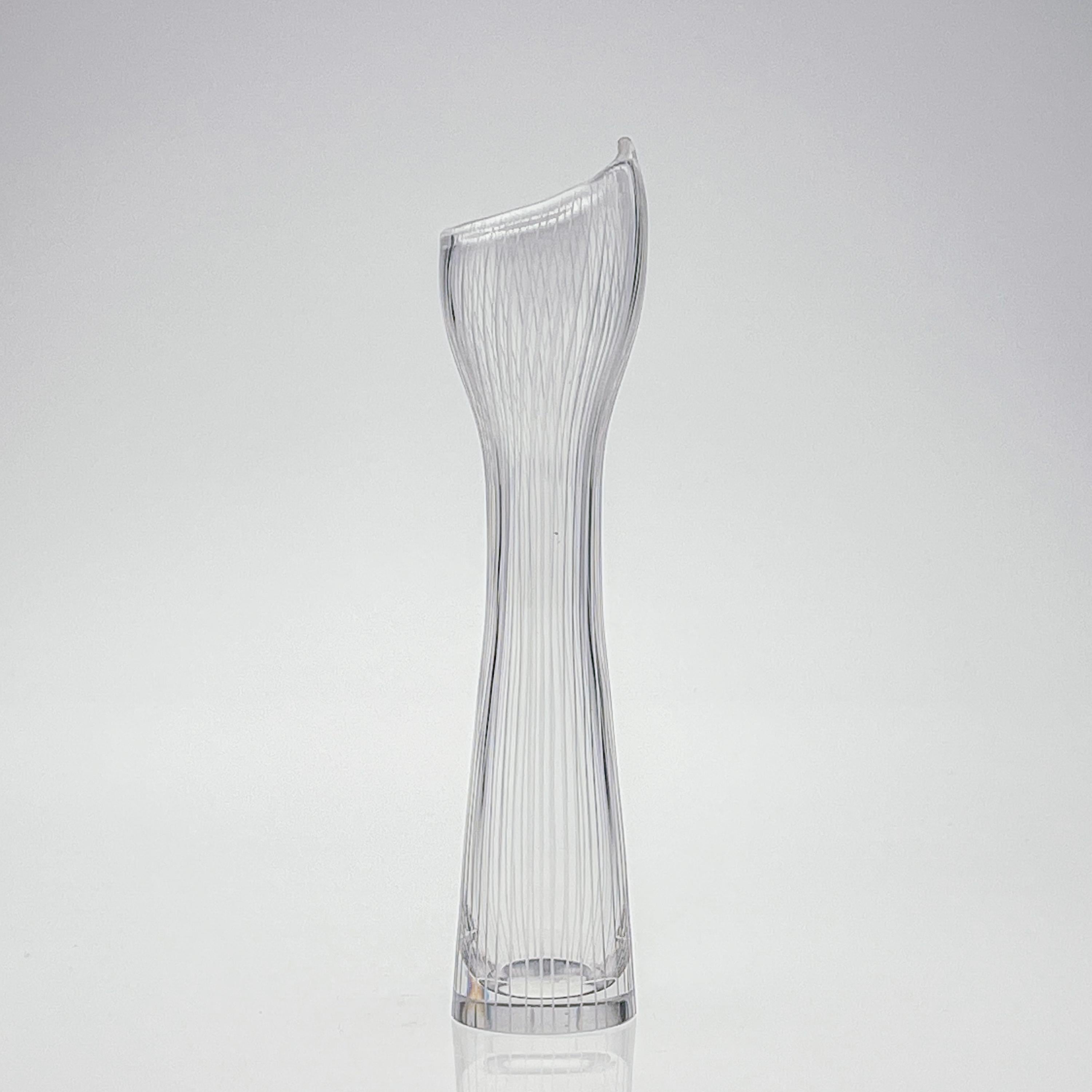 Scandinavian Modern Scsndinavian Modern Tapio Wirkkala Crystal Line Cut Art Vase Handblown 1957 For Sale