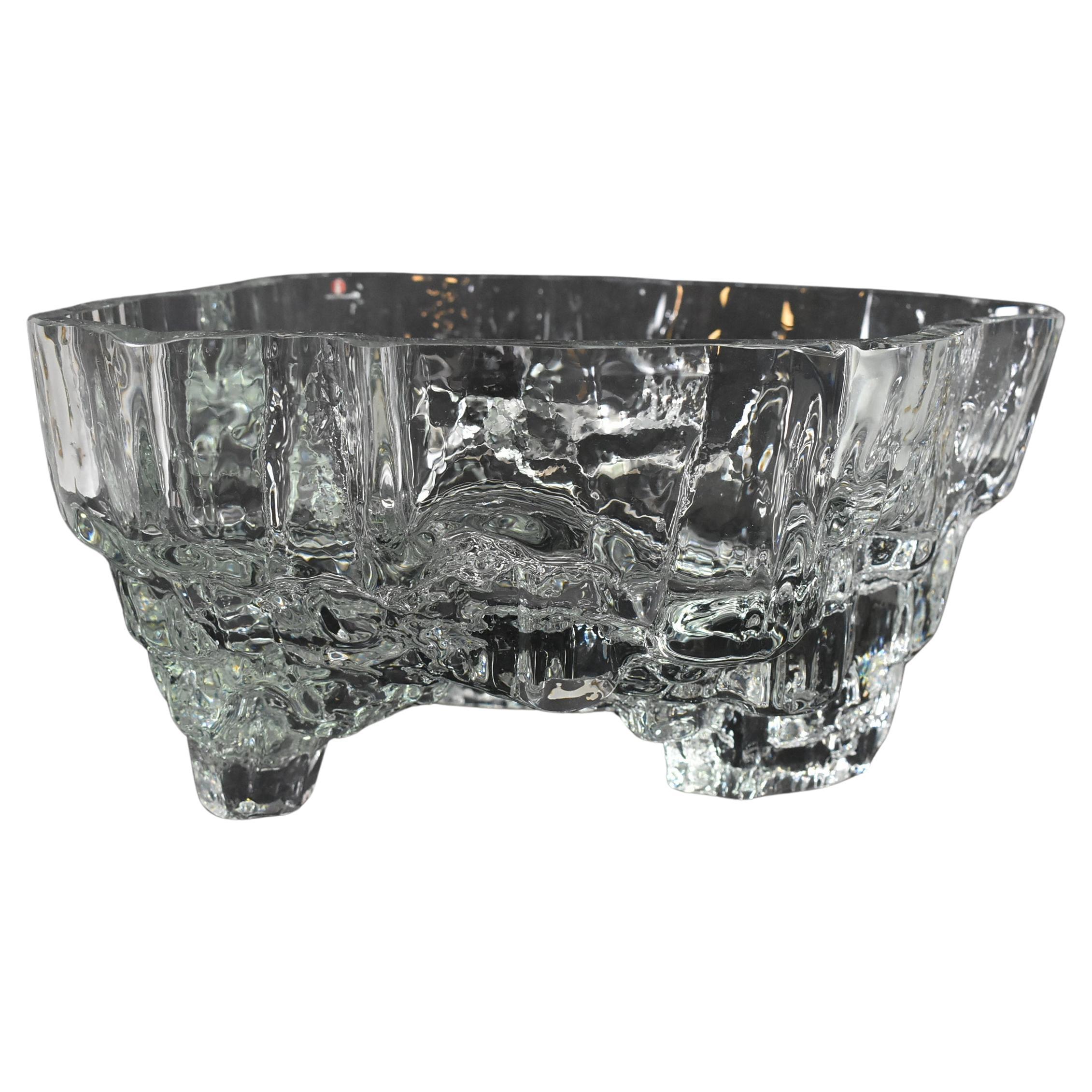Ciotola in vetro artistico con piede di Tapio Wirkkala per Iittala