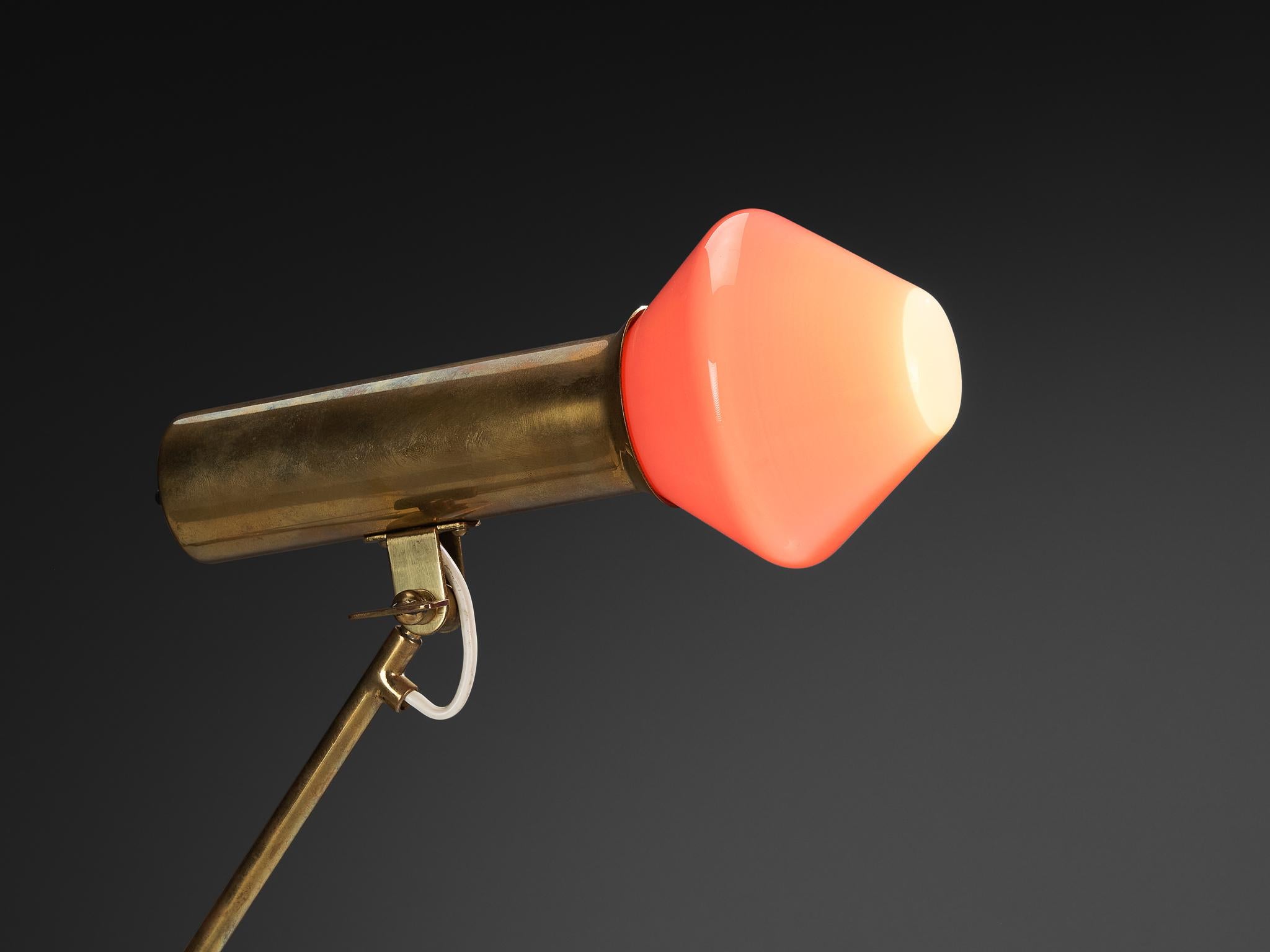 Tapio Wirkkala für Idman Seltene Schreibtischlampe aus Messing und Glas im Angebot 7