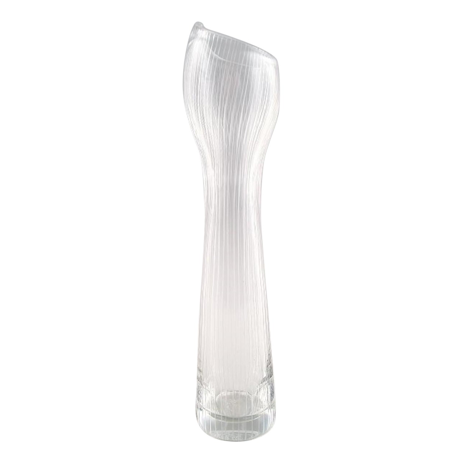 Tapio Wirkkala für Iittala, Vase aus klarem Kunstglas mit gravierter Dekoration, 1957