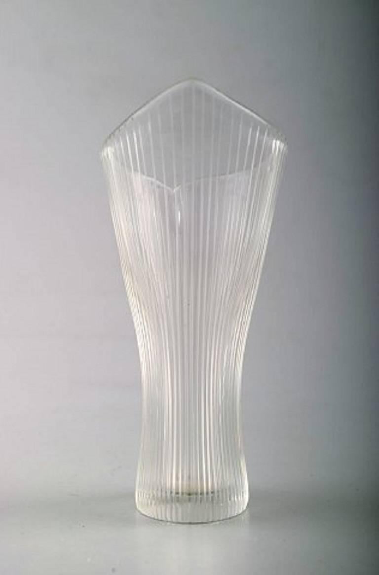 Scandinavian Modern Tapio Wirkkala for Iittala, Clear Art Glass Vase with Engraved Decoration For Sale
