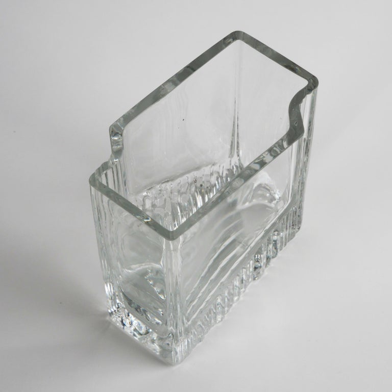 Finnish Tapio Wirkkala for Iittala, 'Sointi' Clear Glass Vase, 1970, Beautiful Example For Sale