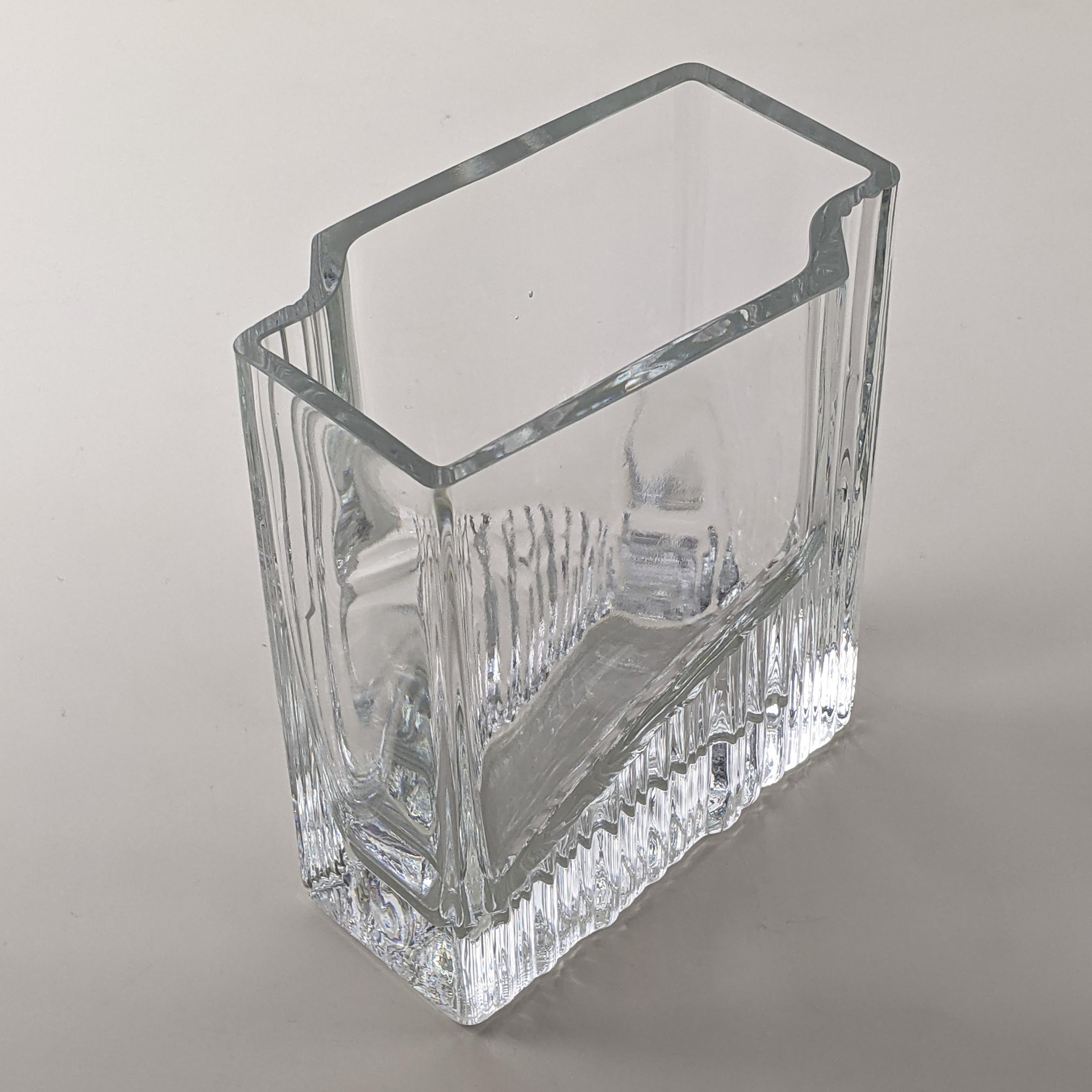 Late 20th Century Tapio Wirkkala for Iittala, 'Sointi' Clear Glass Vase, 1970, Beautiful Example For Sale