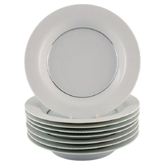 Tapio Wirkkala for Rosenthal, Eight Rare Modulation Deep Plates in Porcelain For Sale
