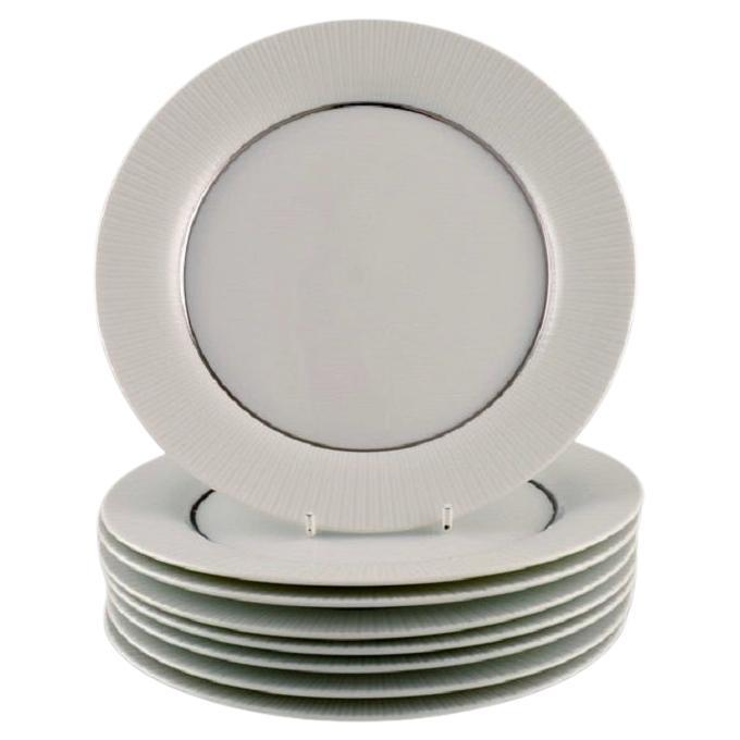 Tapio Wirkkala for Rosenthal, Eight Rare Modulation Lunch Plates in Porcelain For Sale