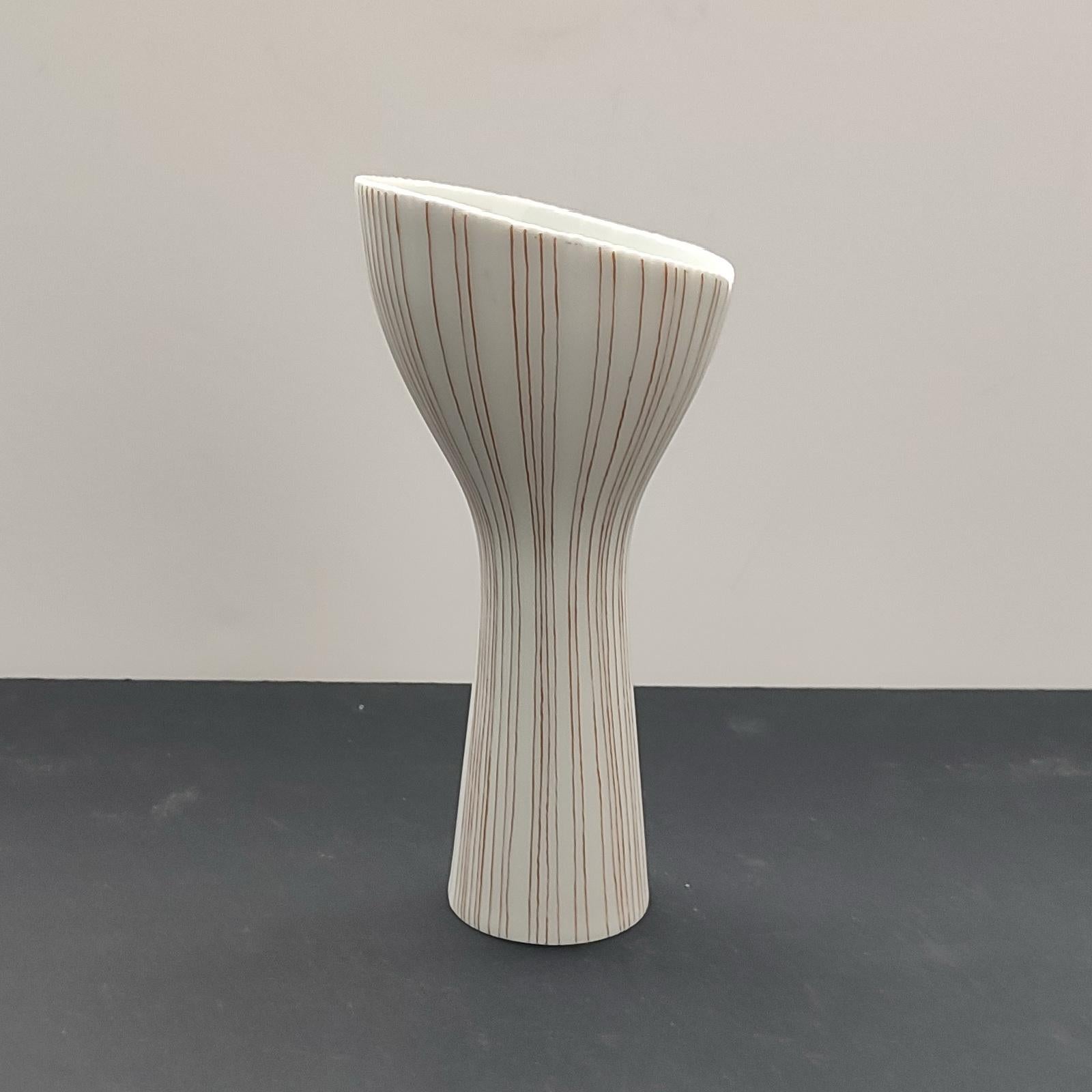 Mid-20th Century Tapio Wirkkala for Rosenthal Porcelain Wide Mouth Vase, Western Germany, 1960s For Sale