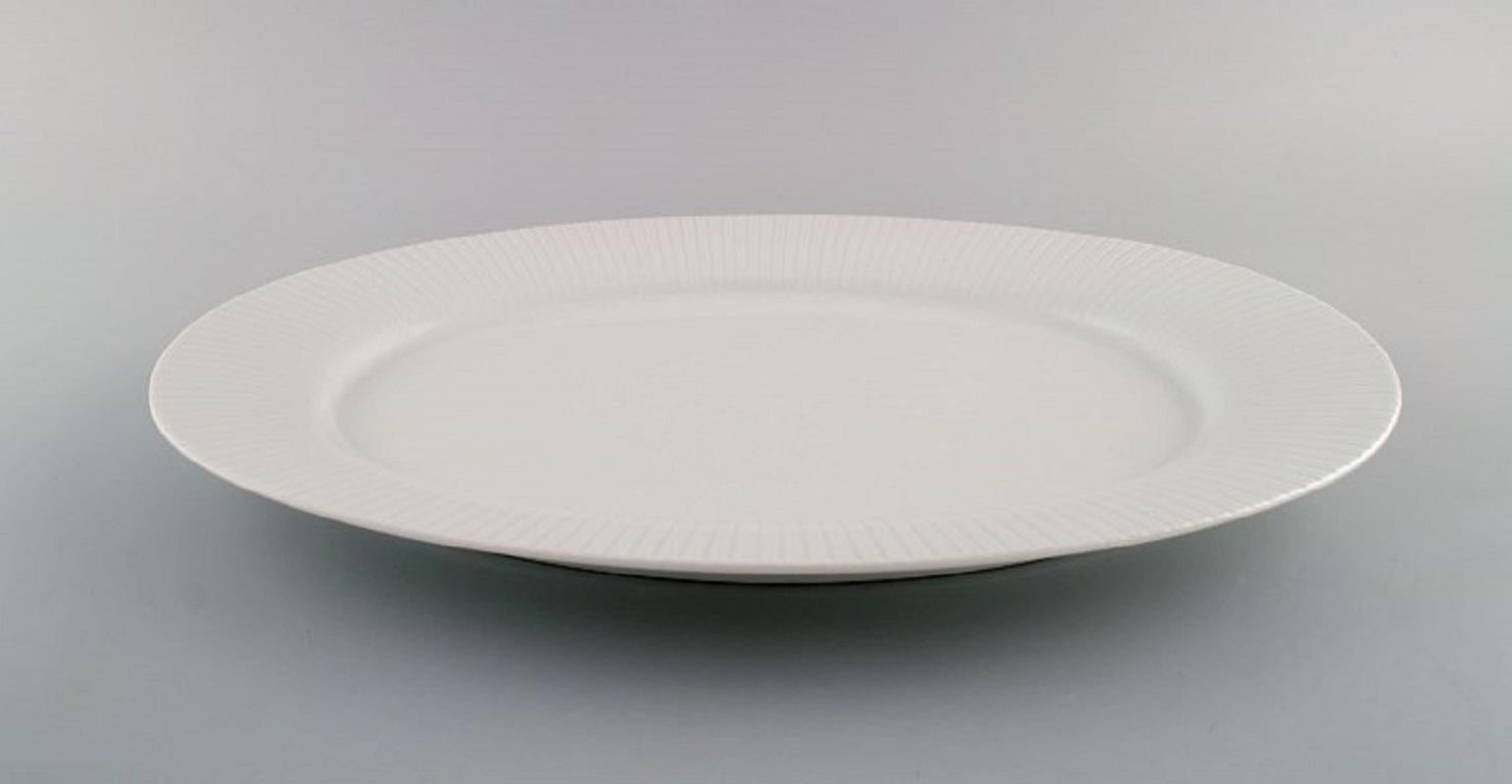German Tapio Wirkkala for Rosenthal, Rare Modulation Serving Dish in Fluted Porcelain For Sale