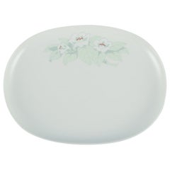 Tapio Wirkkala für Rosenthal Studio-linie. Große ovale Schale mit Blumenmotiv