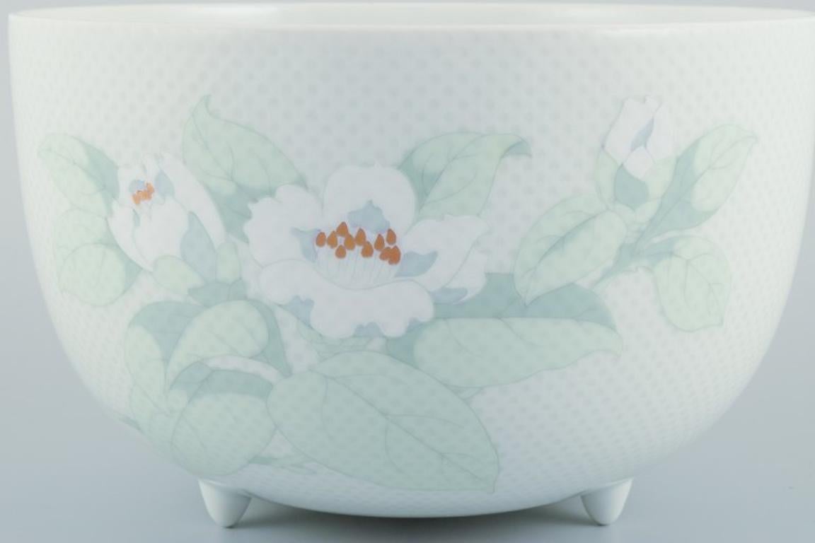 Contemporary Tapio Wirkkala for Rosenthal Studio-linie. Porcelain bowl with a flower motif. For Sale