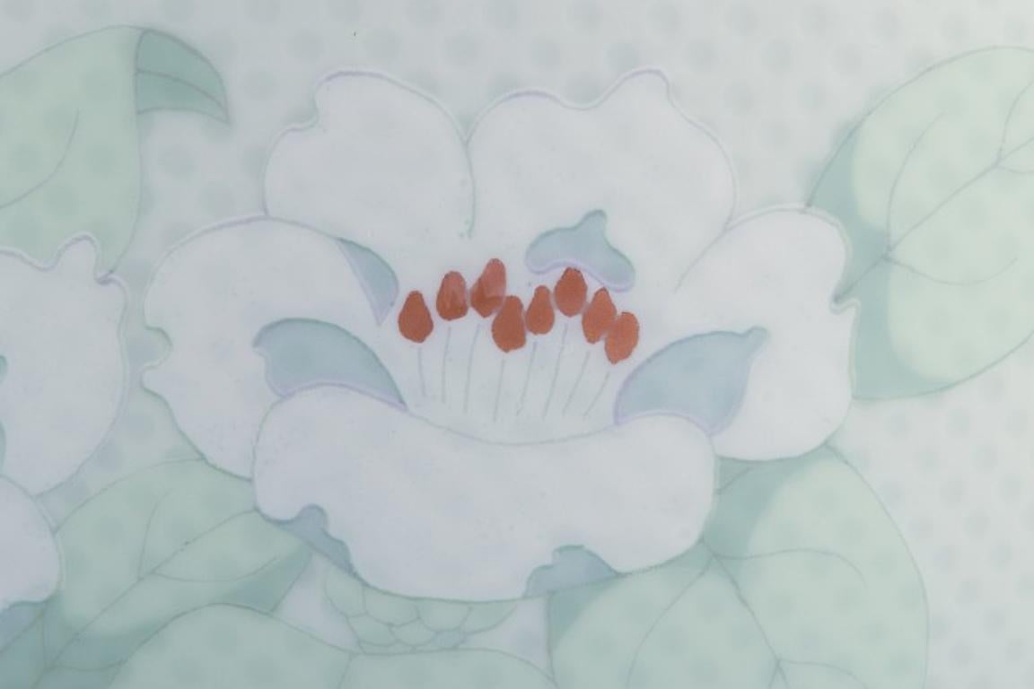 Tapio Wirkkala pour Rosenthal Studio-linie. Bol en porcelaine avec un motif de fleur. en vente 1