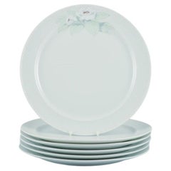 Tapio Wirkkala pour Rosenthal Studio-linie. Six assiettes plates avec motif floral