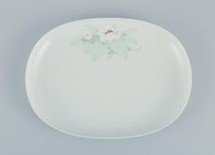 Tapio Wirkkala for Rosenthal Studio-linie. Two oval dishes with a flower motif.