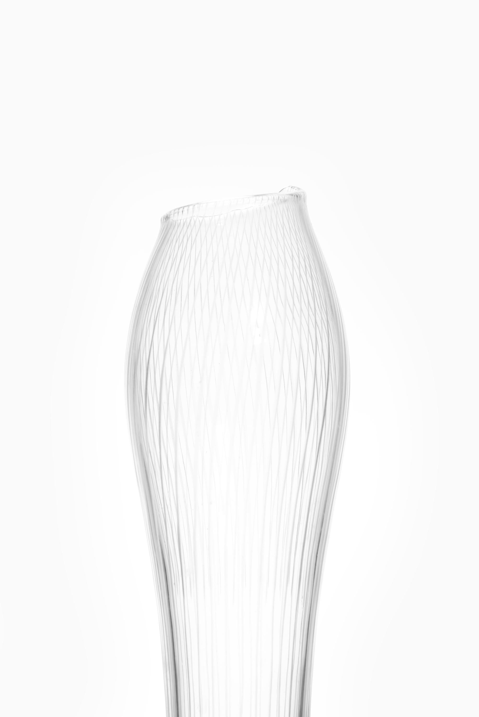 Scandinavian Modern Tapio Wirkkala Glass Vase Produced by Iittala in Finland For Sale