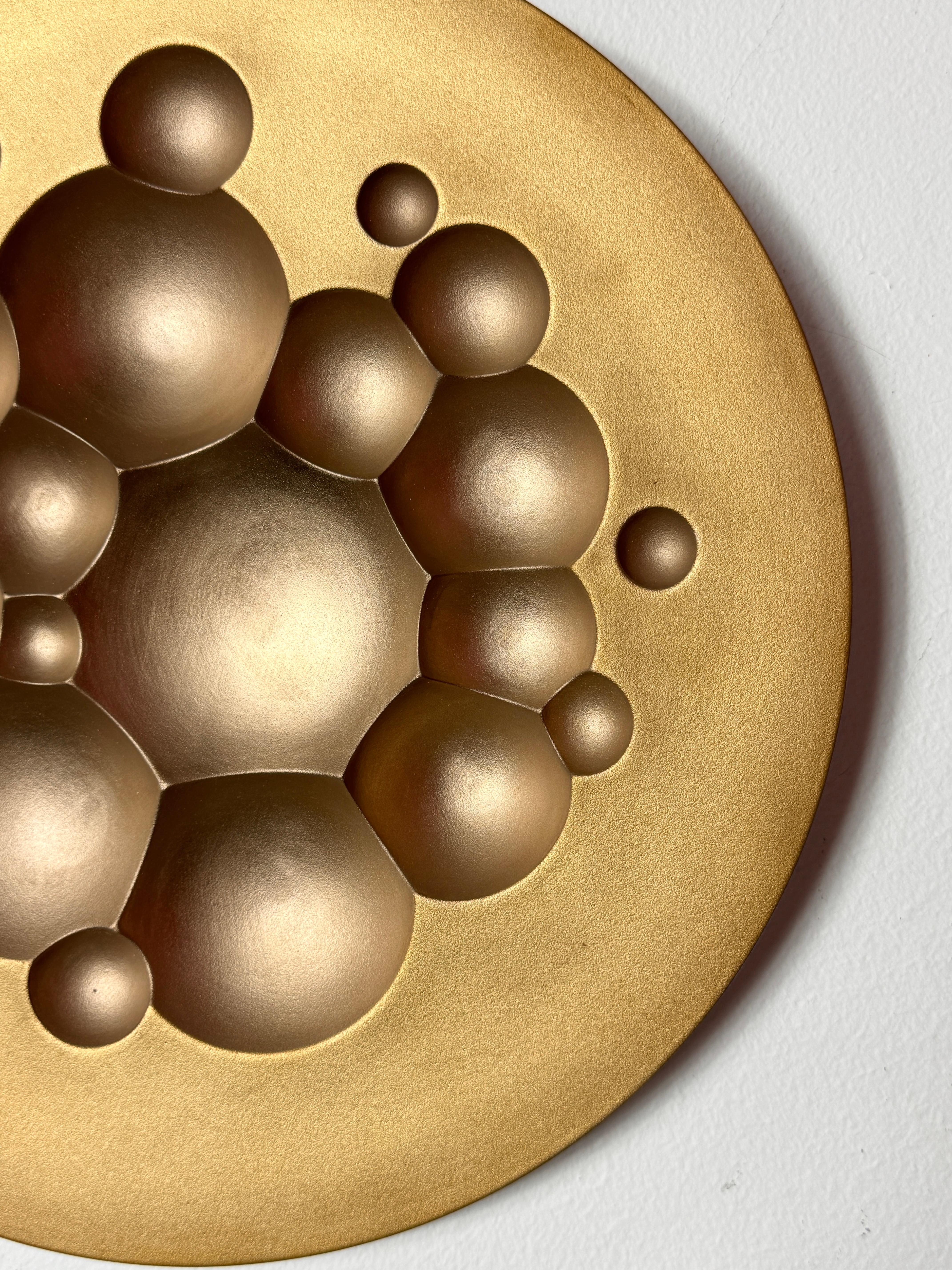 Tapio Wirkkala Gold Porcelain Wall Hanging Plate Sculpture for Rosenthal 1971 In Good Condition In Troy, MI