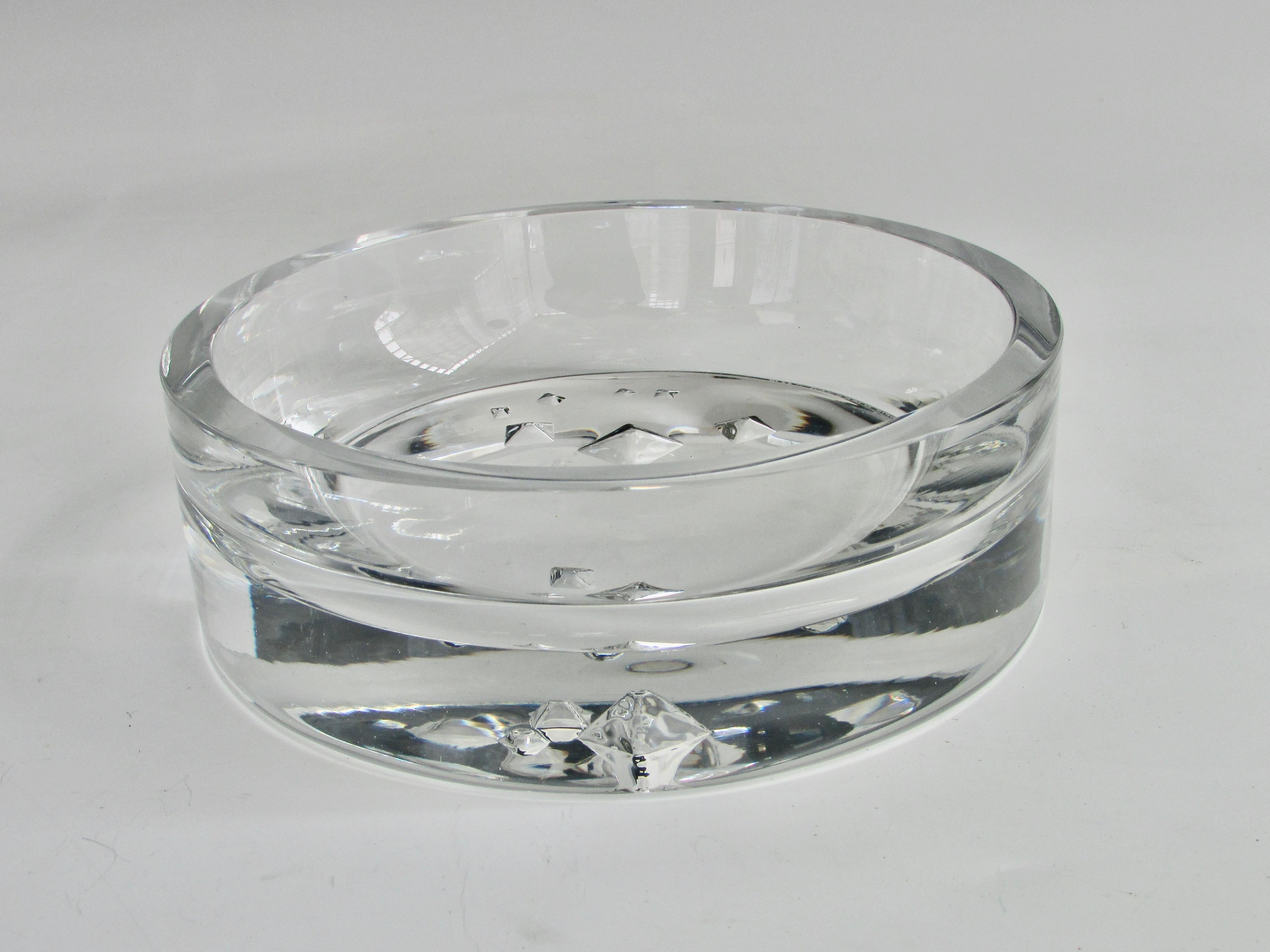 Tapio Wirkkala Lead Crystal Glass Bowl with Incised Geometric Design For Sale 4