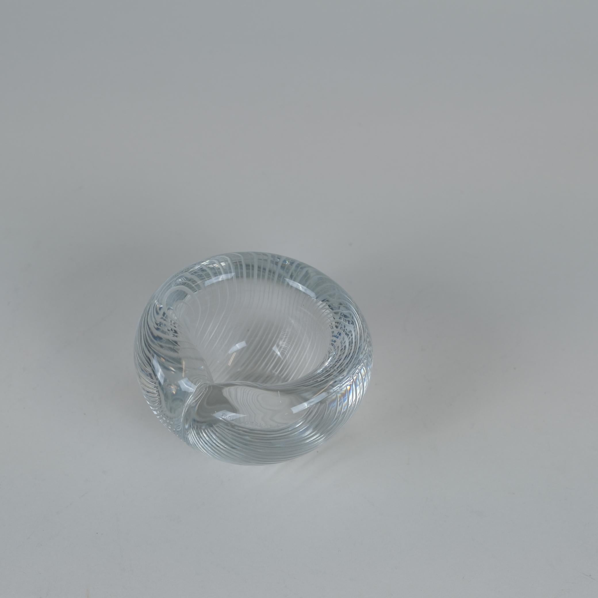 Tapio Wirkkala Vase mit Liniengravur Modell 3327, Iittala 1950er Jahre Finnland (Finnisch) im Angebot