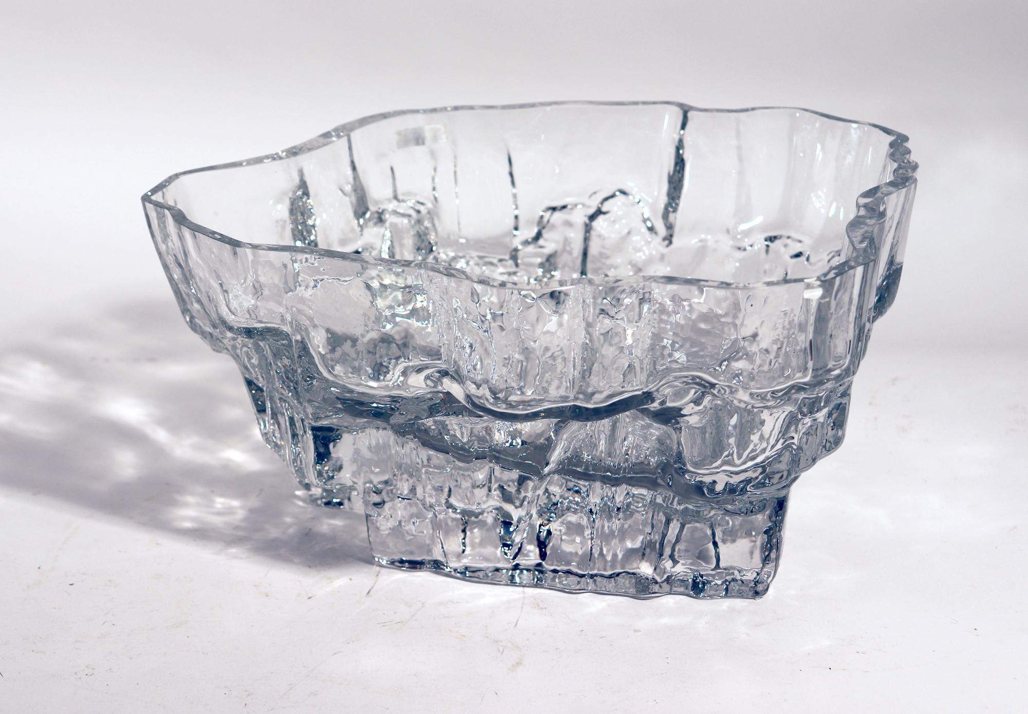 Bol à pieds Tapio Wirkkala en verre du milieu du siècle dernier, motif Inari en vente 3