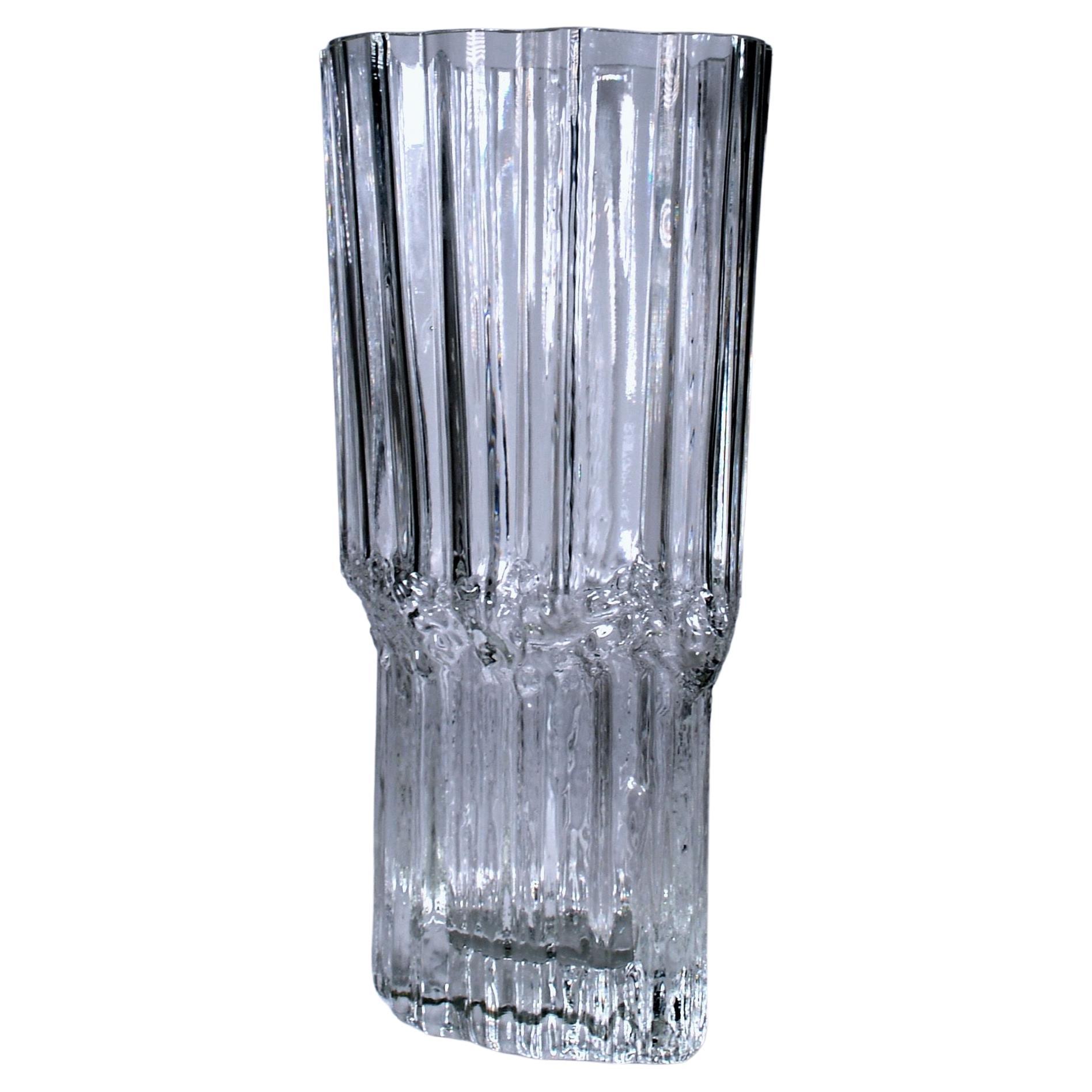 Vase en verre d'art « Pallas » de Tapio Wirkkala, moderniste du milieu du siècle dernier en vente