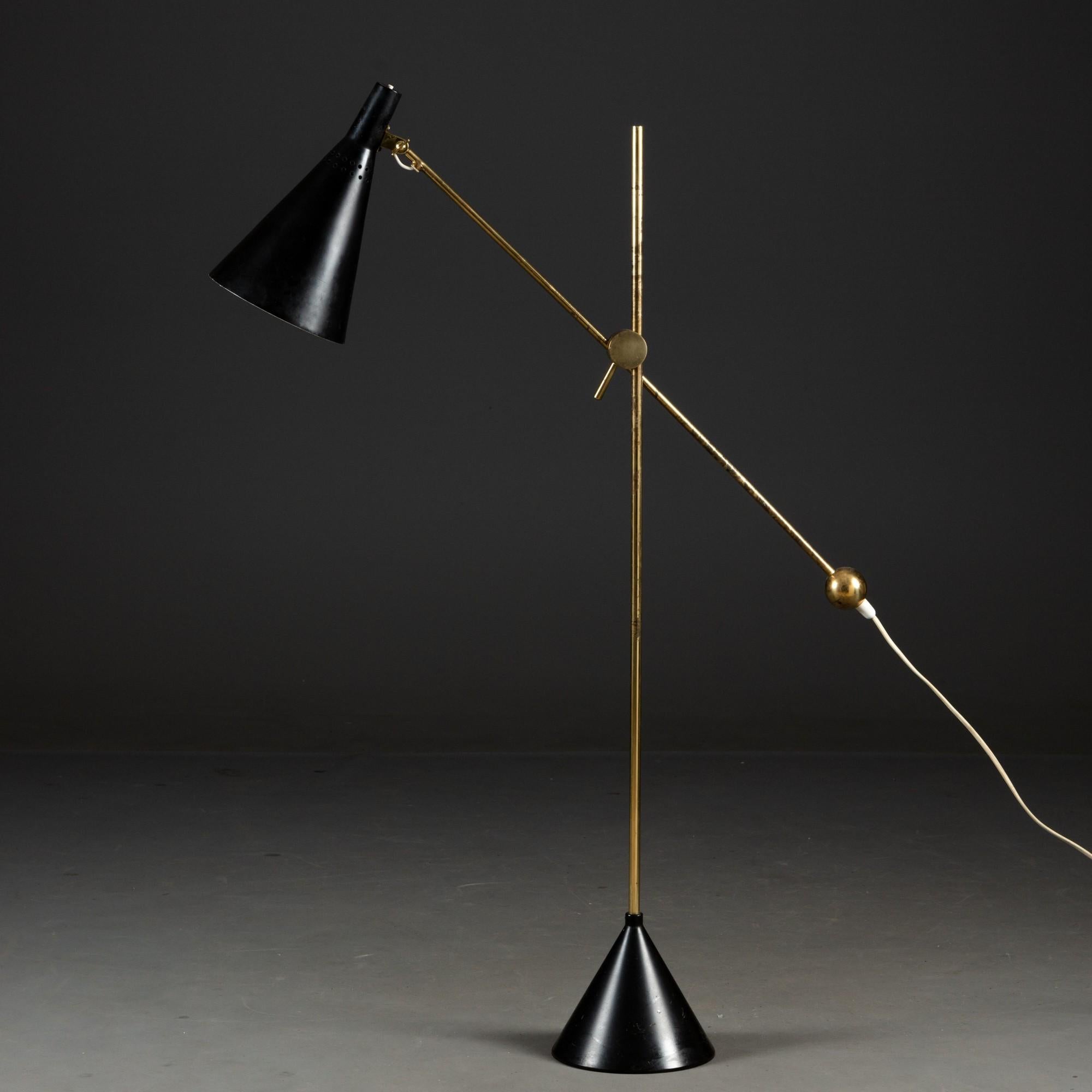 Tapio Wirkkala Model K10-11 Floor / Table Lamp, made by Idman, Finland in the 1950s. Brass and painted metal. Height if the lamp is adjustable - can be used as a floor or a table lamp. Stamped with makers mark. In working order but local rewiring is