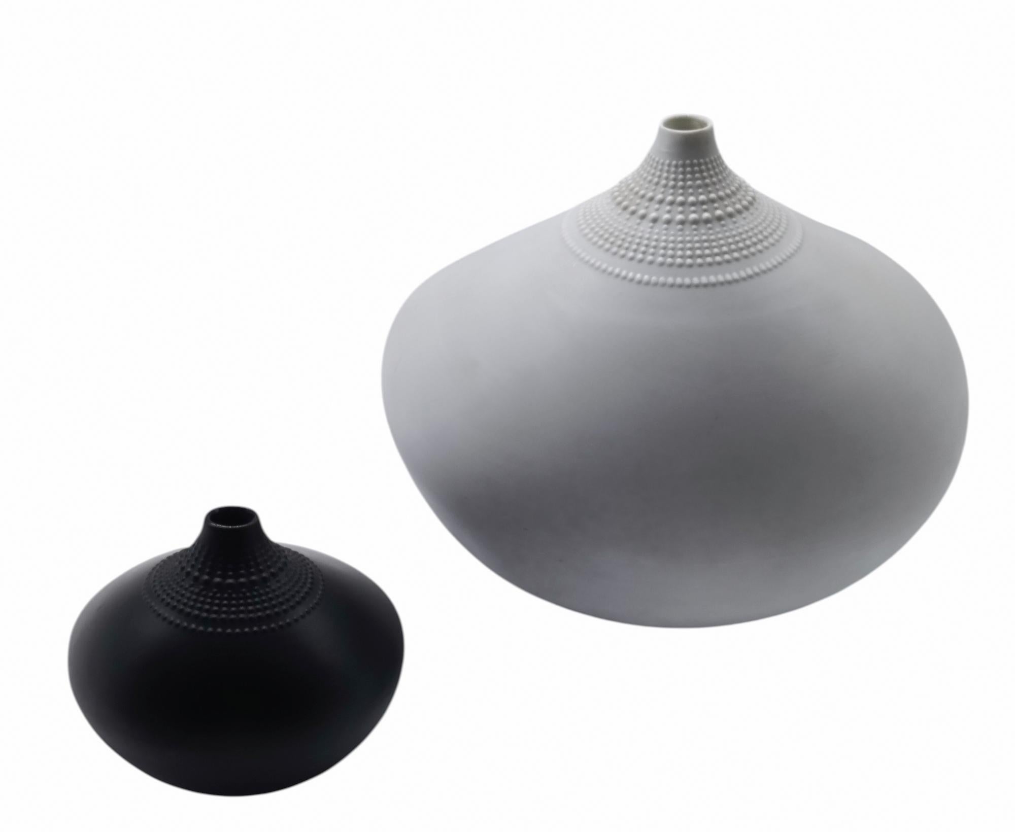 Tapio Wirkkala para Rosenthal Studio Line Jarrones de porcelana 'Pollo', 1970 en Bueno estado para la venta en Naples, IT