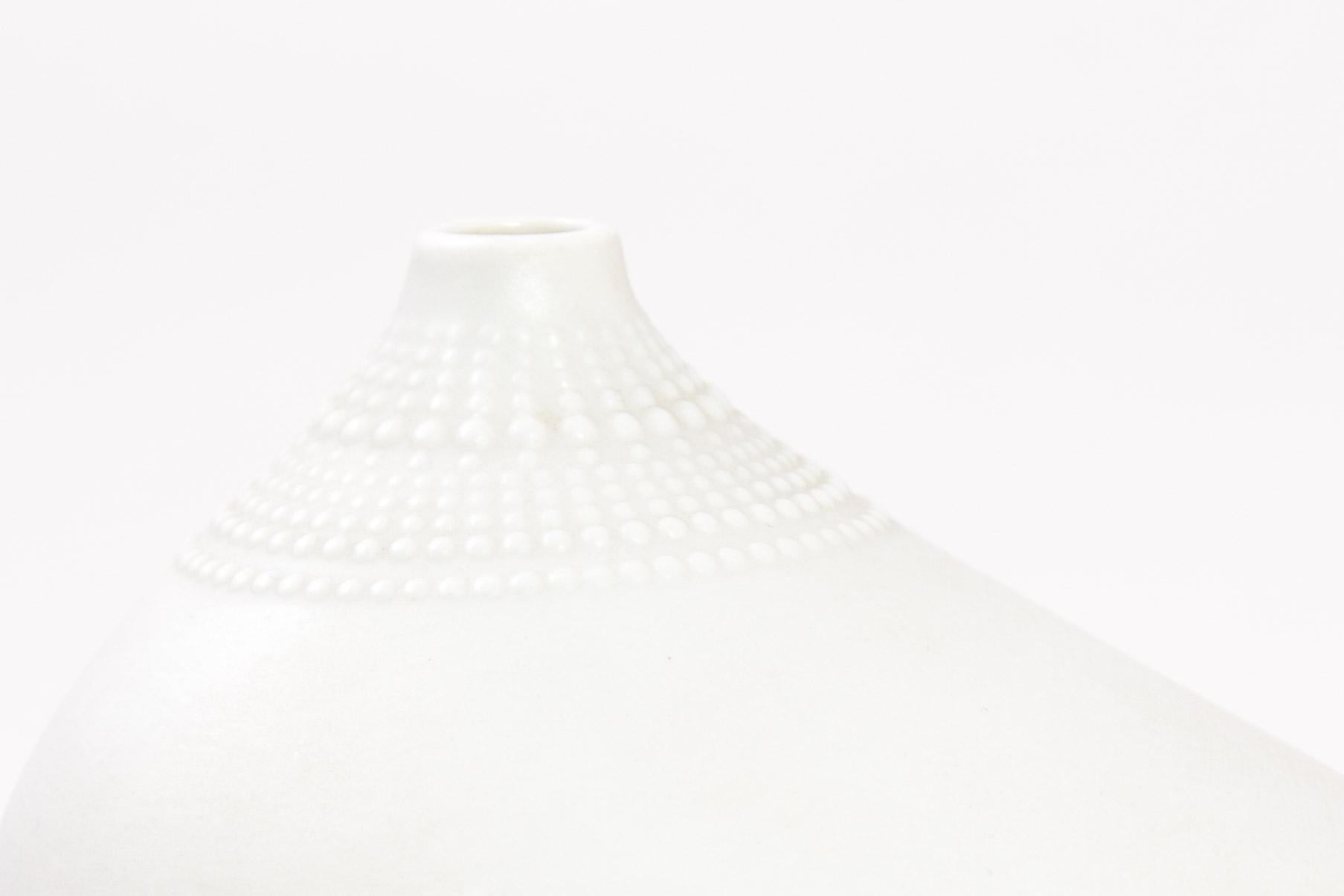 Scandinavian Modern Tapio Wirkkala Pollo White Ceramics For Sale
