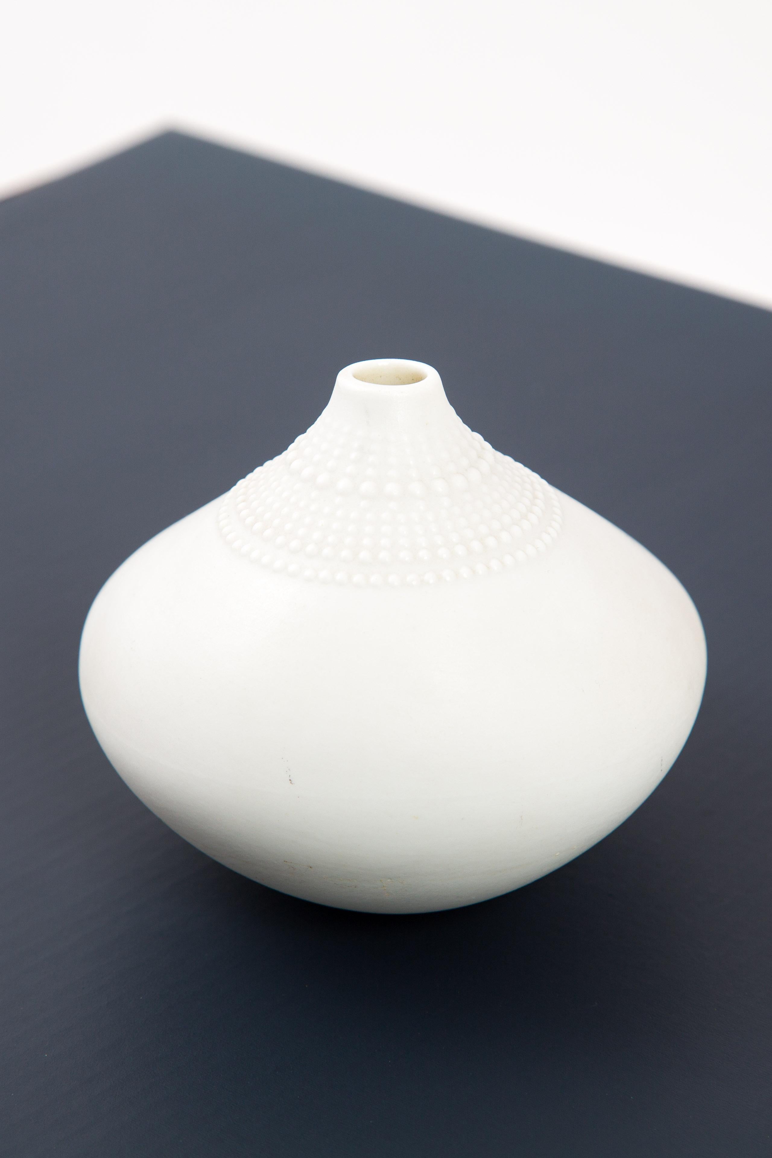 Contemporary Tapio Wirkkala Pollo White Ceramics For Sale