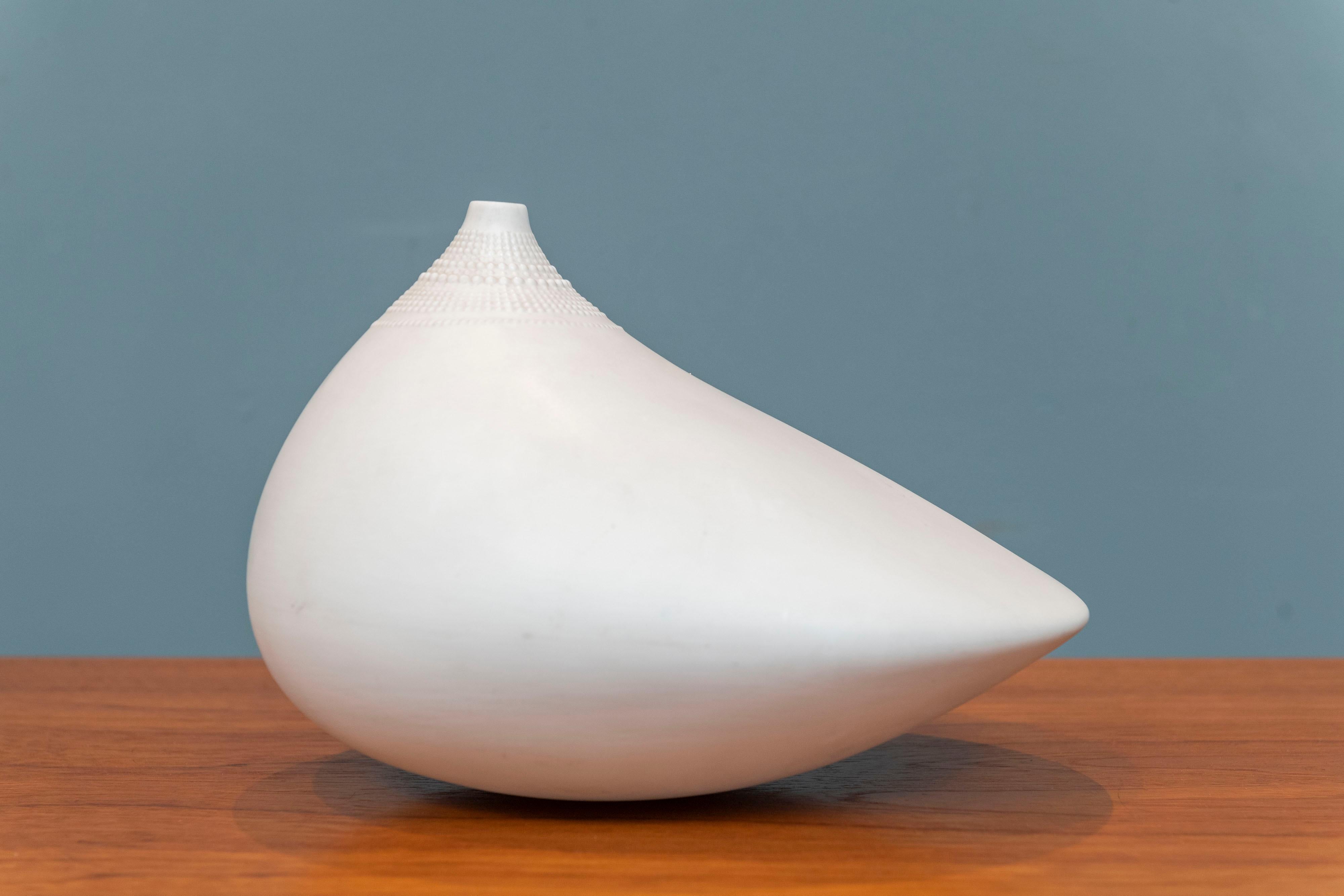 Tapio Wirkkala design Pollo vase for Rosenthal Studio Line, Germany. 
Rare larger size vase or vessel seldom seen compared with the much smaller common model. A wonderful object or vase, signed.
