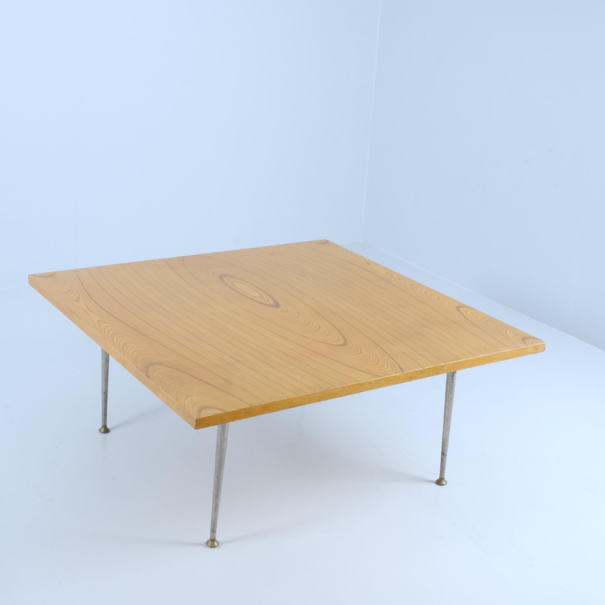 Scandinavian Modern Tapio Wirkkala Rhythmic Veneer Coffee Table with Metal & Brass Legs, Asko 1950s For Sale