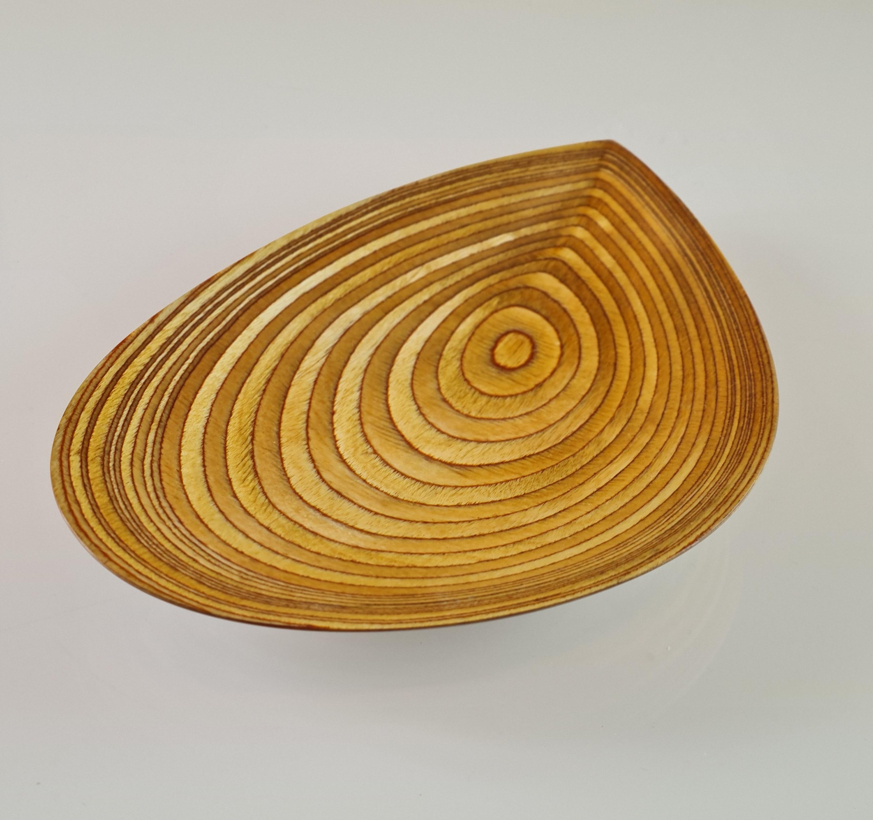 Mid-20th Century Tapio Wirkkala Rhythmic Veneer Leaf Dish