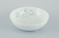 Tapio Wirkkala, Rosenthal Studio-linie. Quatre bols en porcelaine à motifs floraux