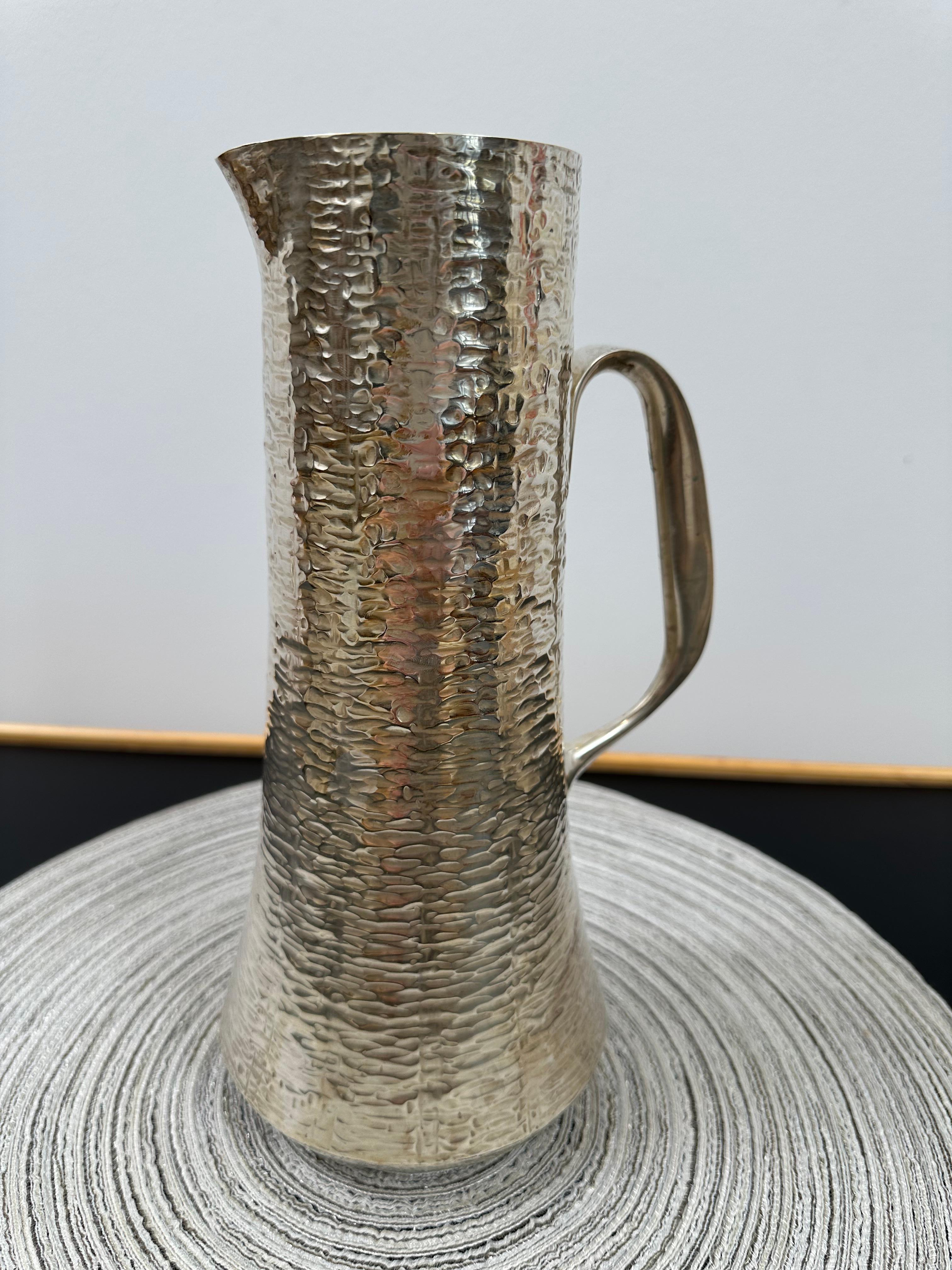 Tapio Wirkkala Set of Sterling Silver Hand Hammered Cups and a Pitcher For Sale 1