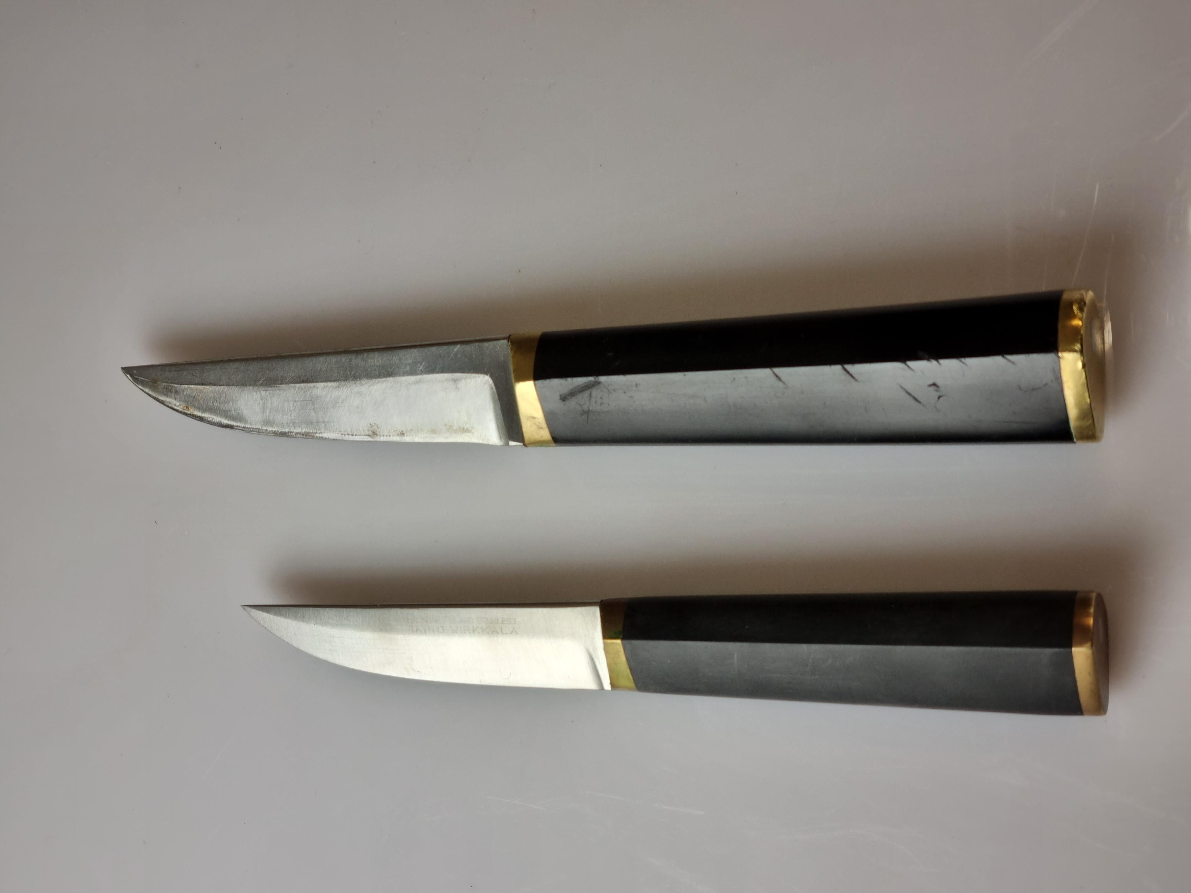 Finnish Tapio Wirkkala, Set of Two Knifes with Leather Steaths, Hackmann & Co