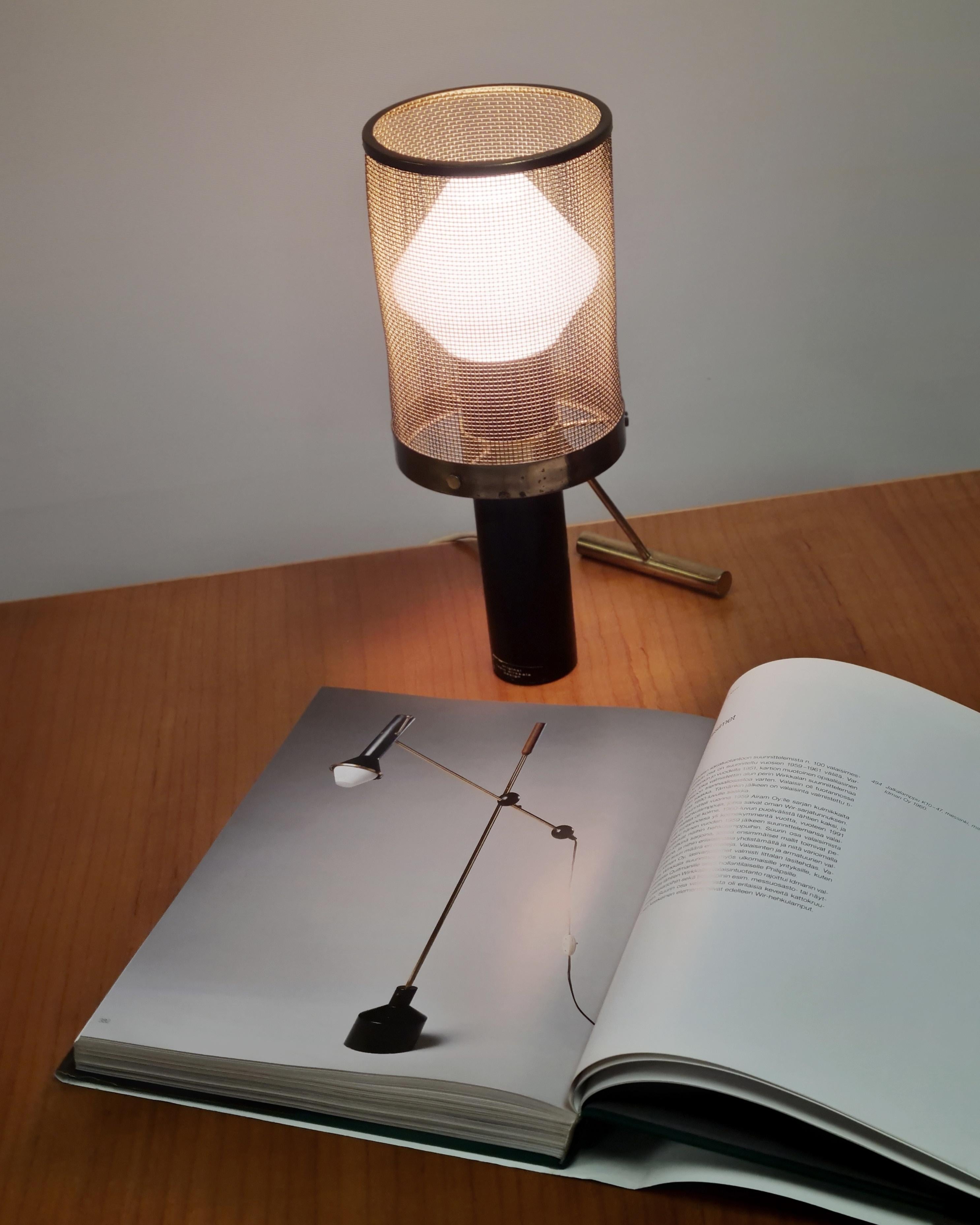 Tapio Wirkkala Table Lamp Model K11-81, Idman In Good Condition For Sale In Helsinki, FI