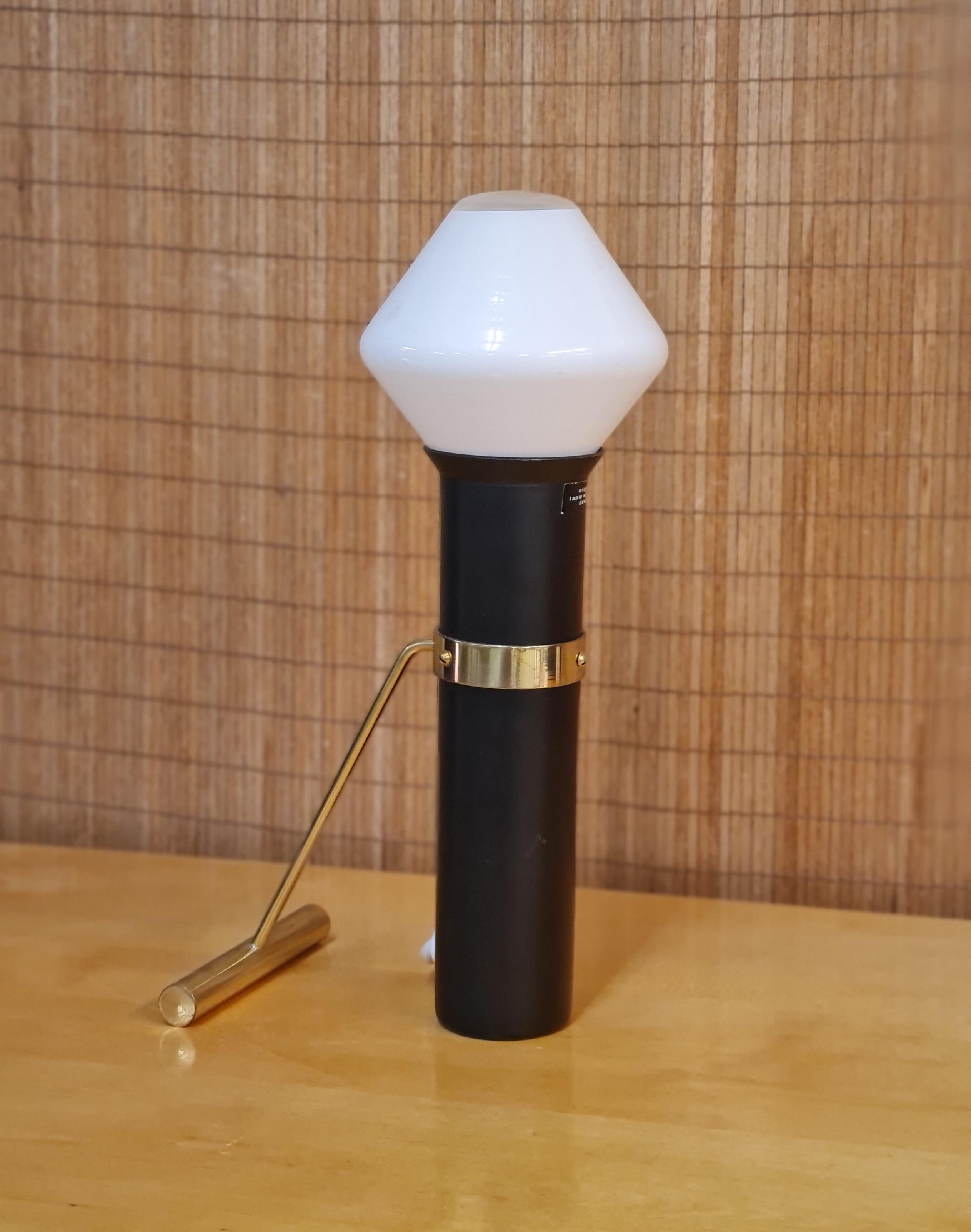 Tapio Wirkkala Table Lamp Model K11-81b, Idman In Good Condition In Helsinki, FI