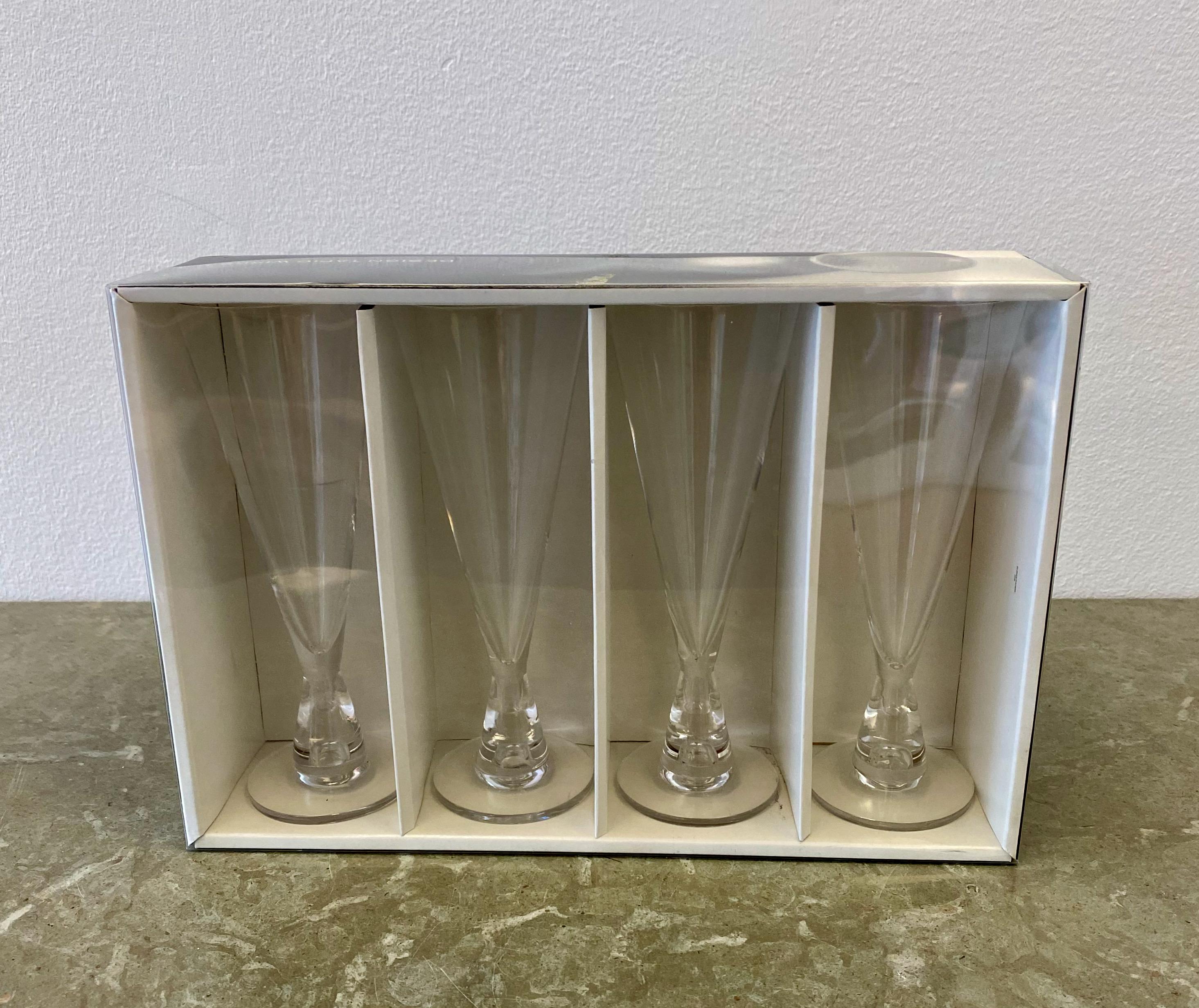 Ensemble de 4 verres à champagne, 