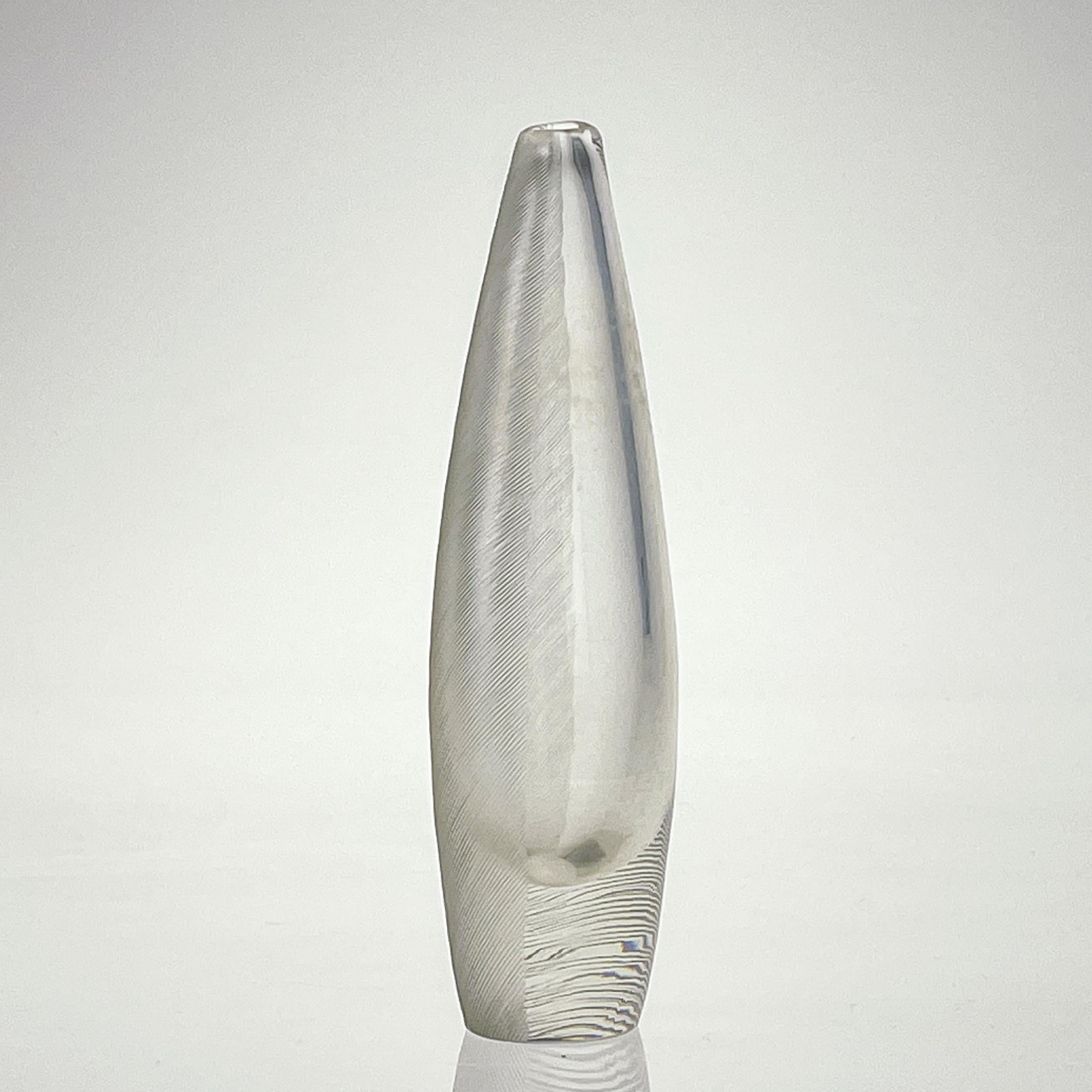 Scandinavian Modern Tapio Wirkkala Two Comb-Cut Crystal Art-Objects Vases 1957 7