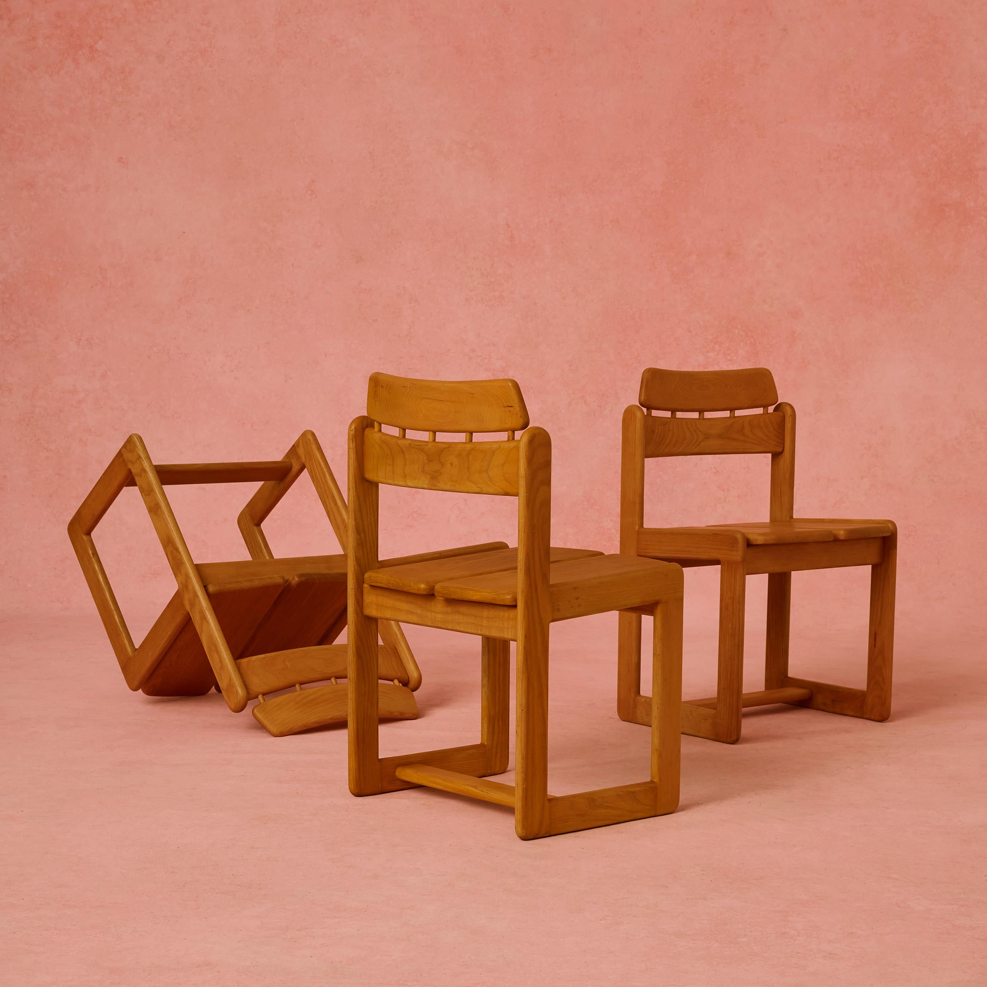 Tapiolina Chairs in Ash Wood by Ilmari Tapiovaara for Fratelli Montina In Good Condition For Sale In London, England