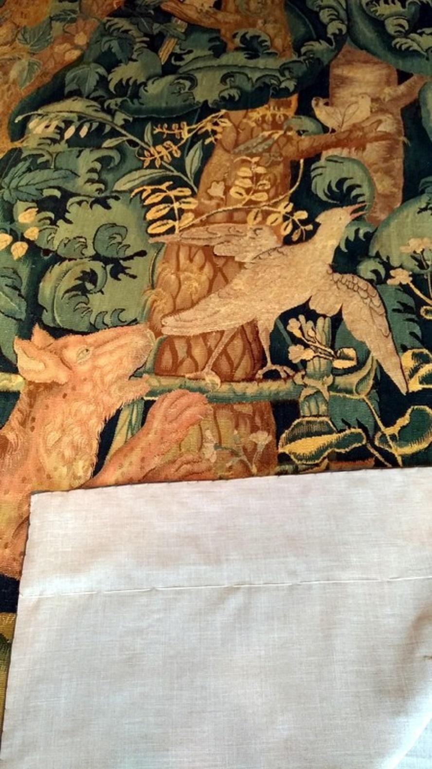 Woven Tapestry 16th century Aubusson ( Feuilles de choux ) Flemish 