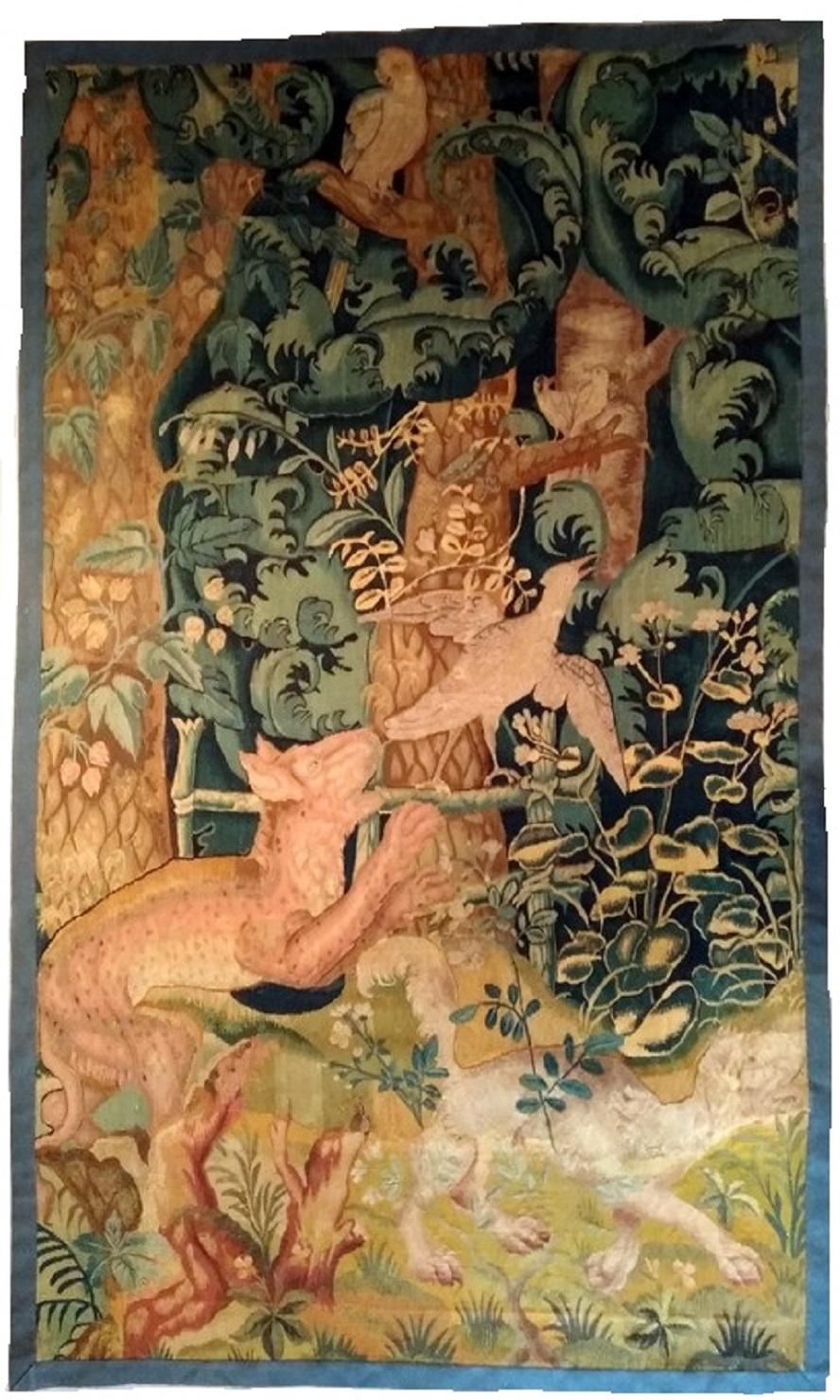 Tapestry 16th century Aubusson ( Feuilles de choux ) Flemish  In Good Condition In Paris, FR