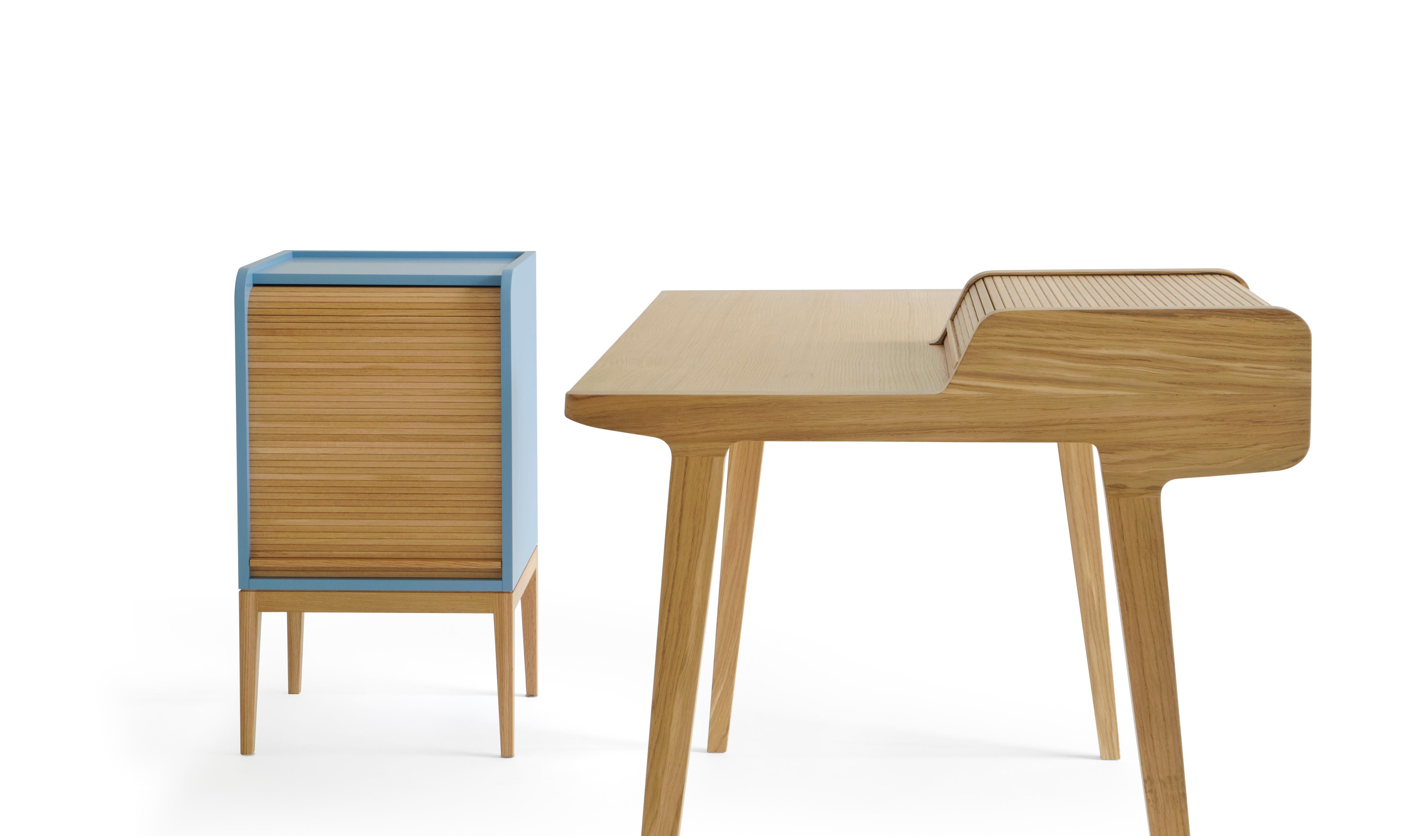 Tapparelle little Cabinet on Wheels by Colé, Dark Blue, Hand Crafted in Italy For Sale 4