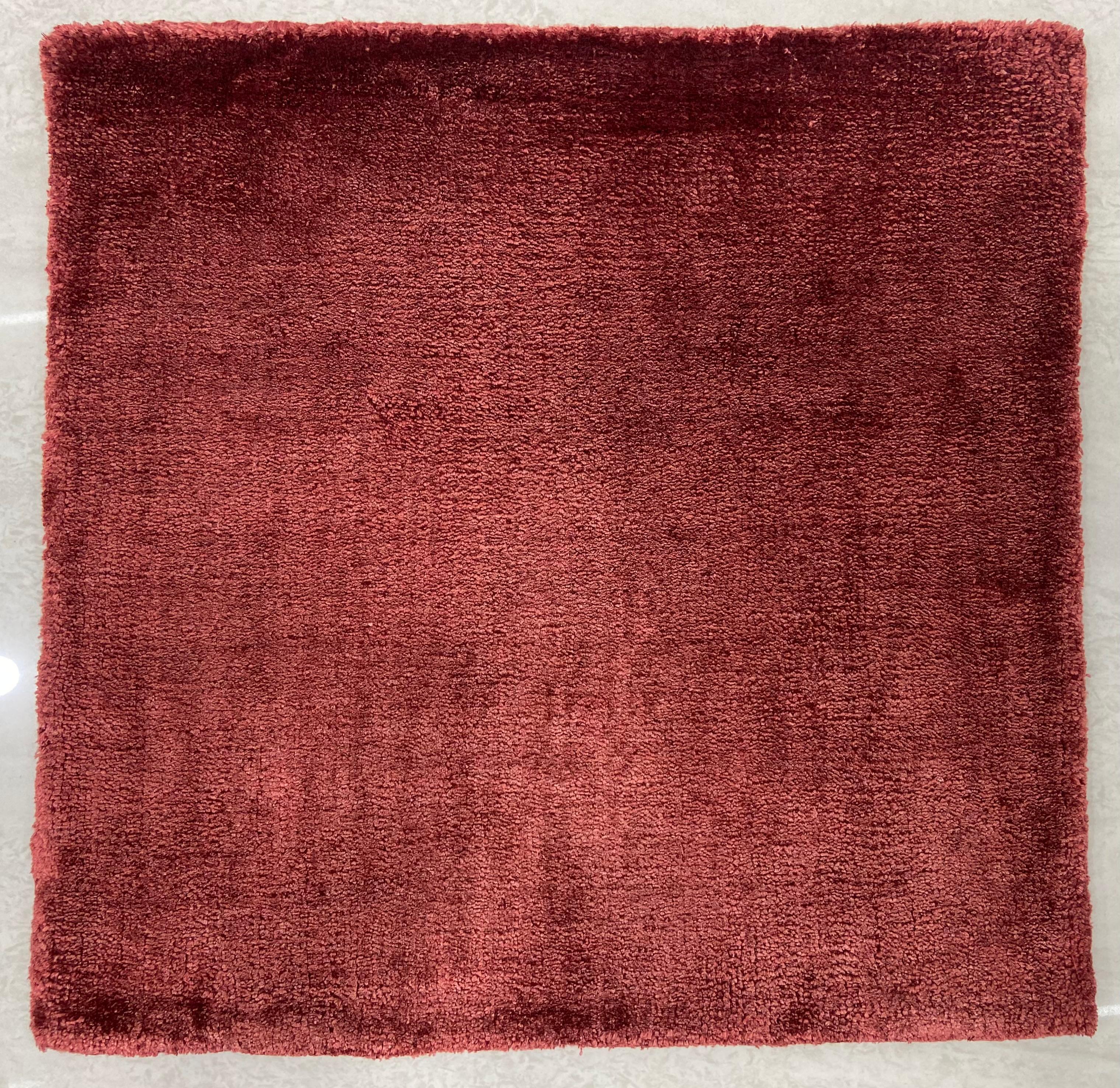 Tapis noué à la main personnalisable en vente 2