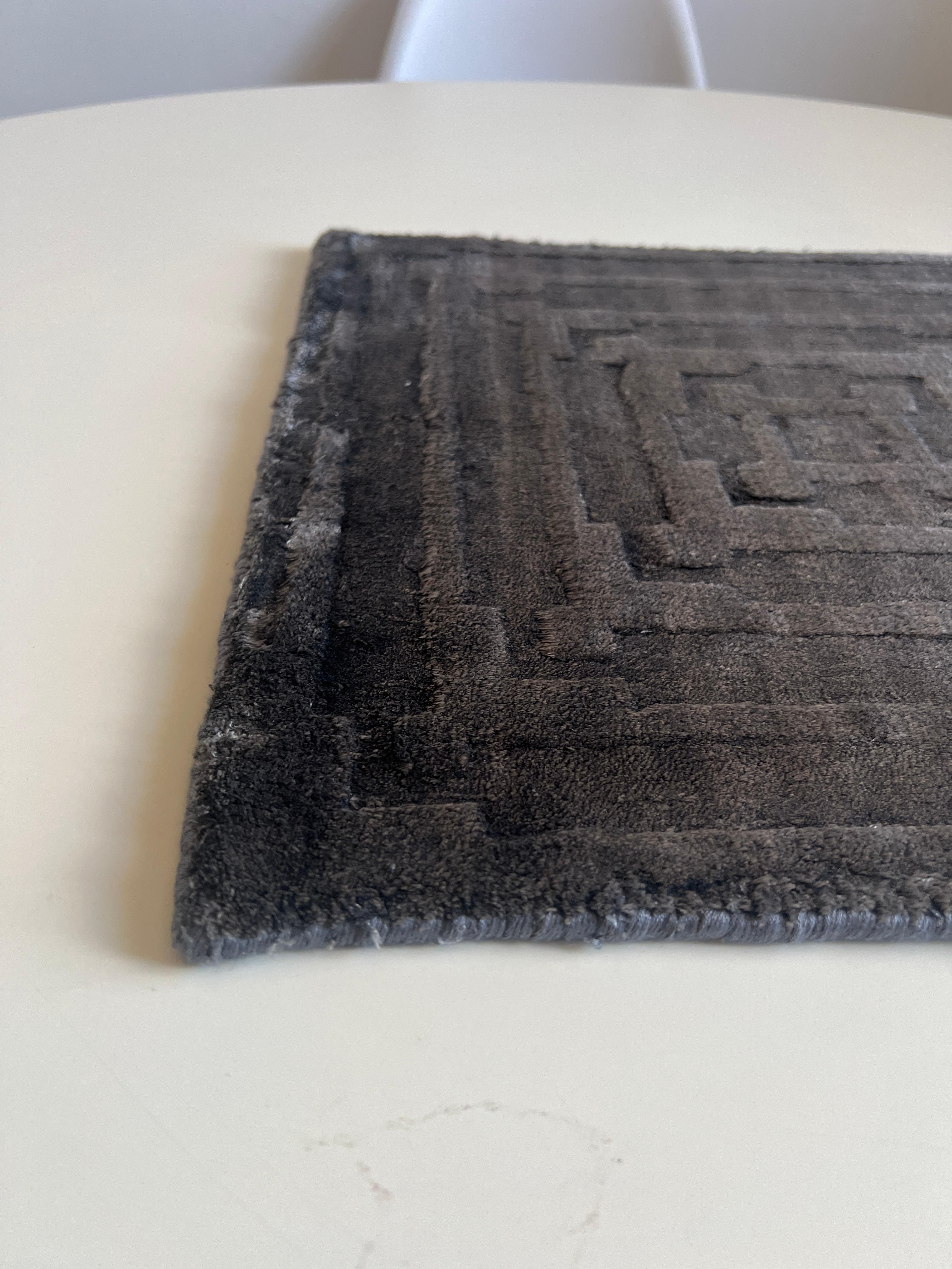 Moderne Tapis noué à la main personnalisable en vente