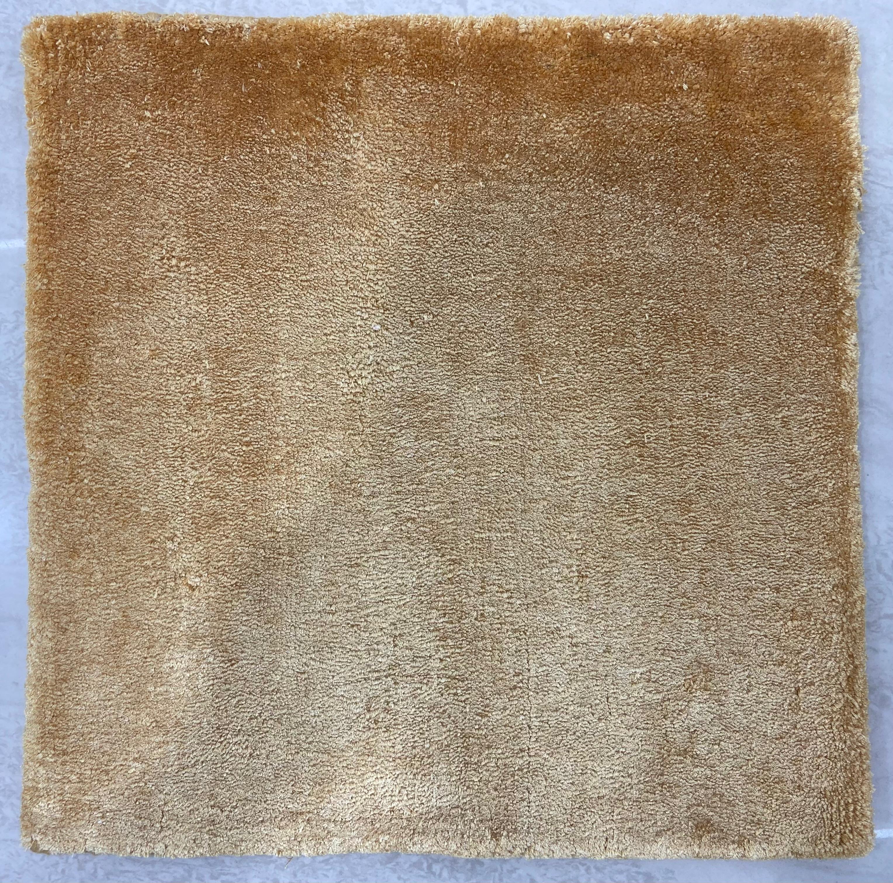 Italian Tapis noué à la main personnalisable en vente
