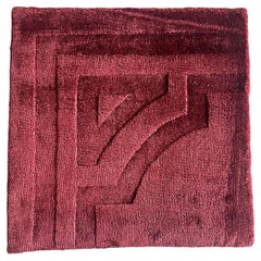 Customizable hand-knotted rug
