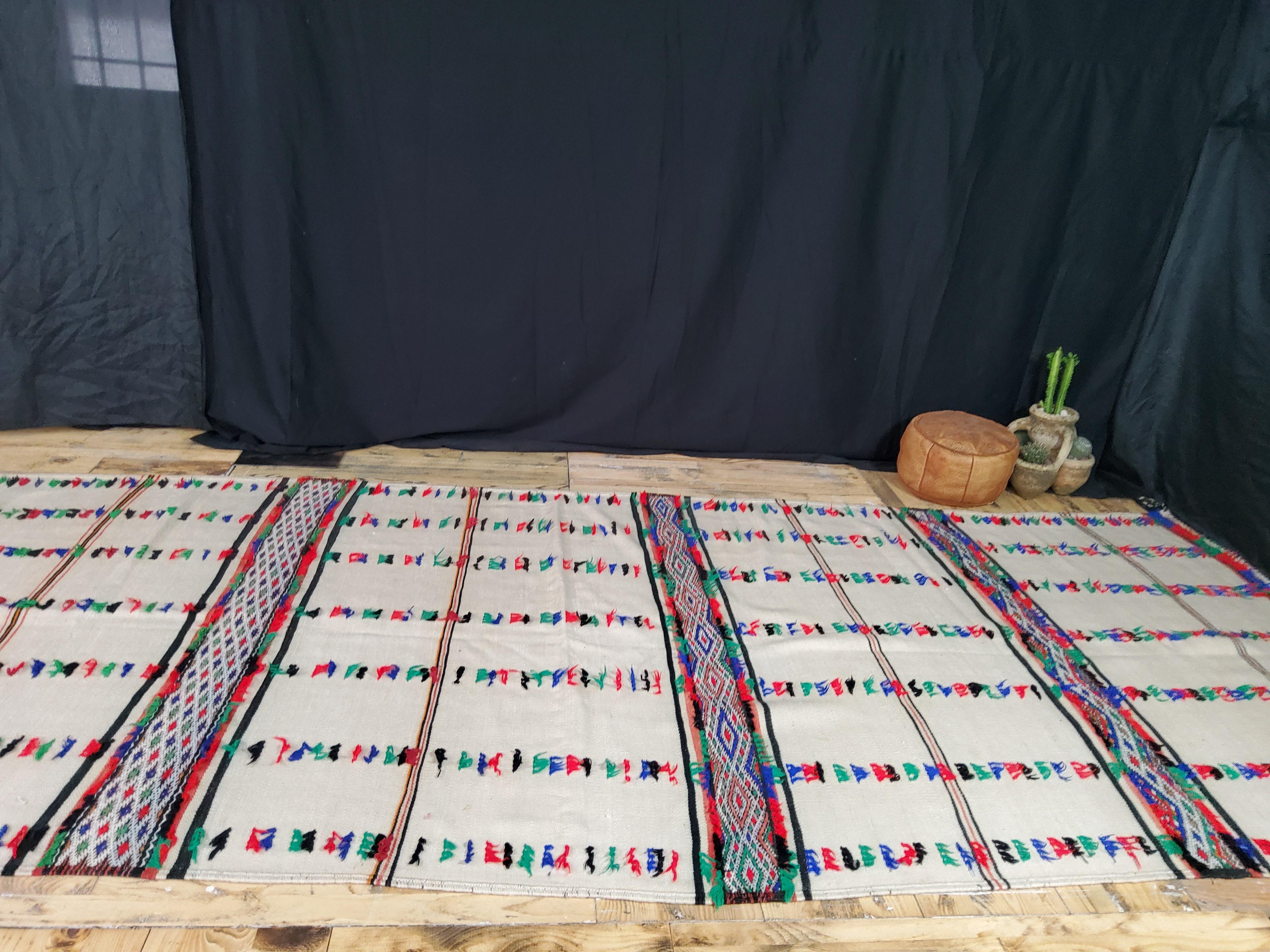 Tappeto Berbero Azilal Vintage,  in Lana Naturale - Anni'70, Marocco, 400x155 cm im Zustand „Gut“ im Angebot in Loria, IT