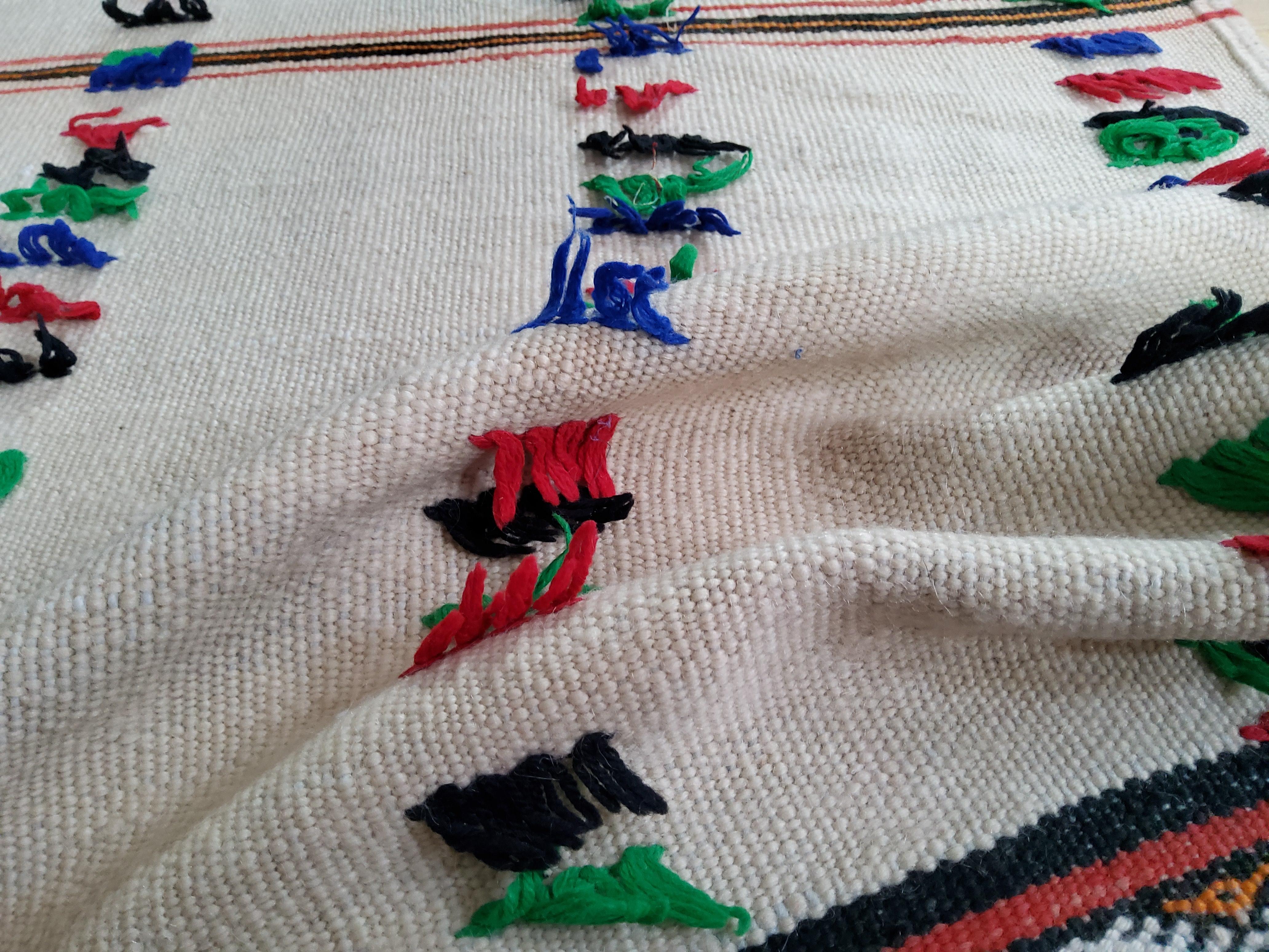 Tappeto Berbero Azilal Vintage,  in Lana Naturale - Anni'70, Marocco, 400x155 cm im Angebot 1
