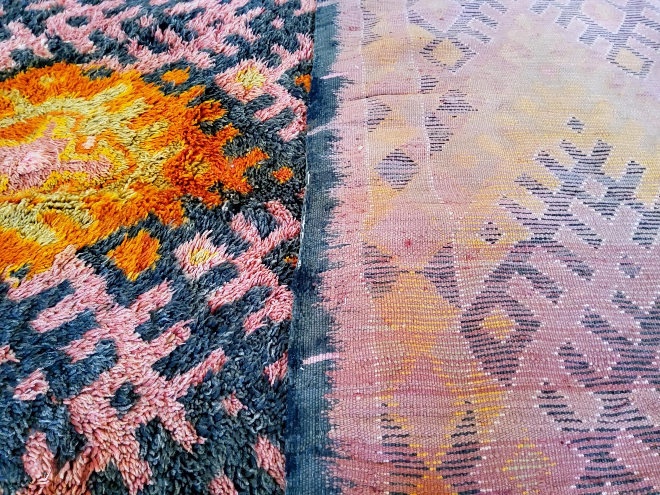 Berber Carpet Vintage Talsent Morocco, 1950s Natural Dyed Wool 418×197 cm For Sale 4