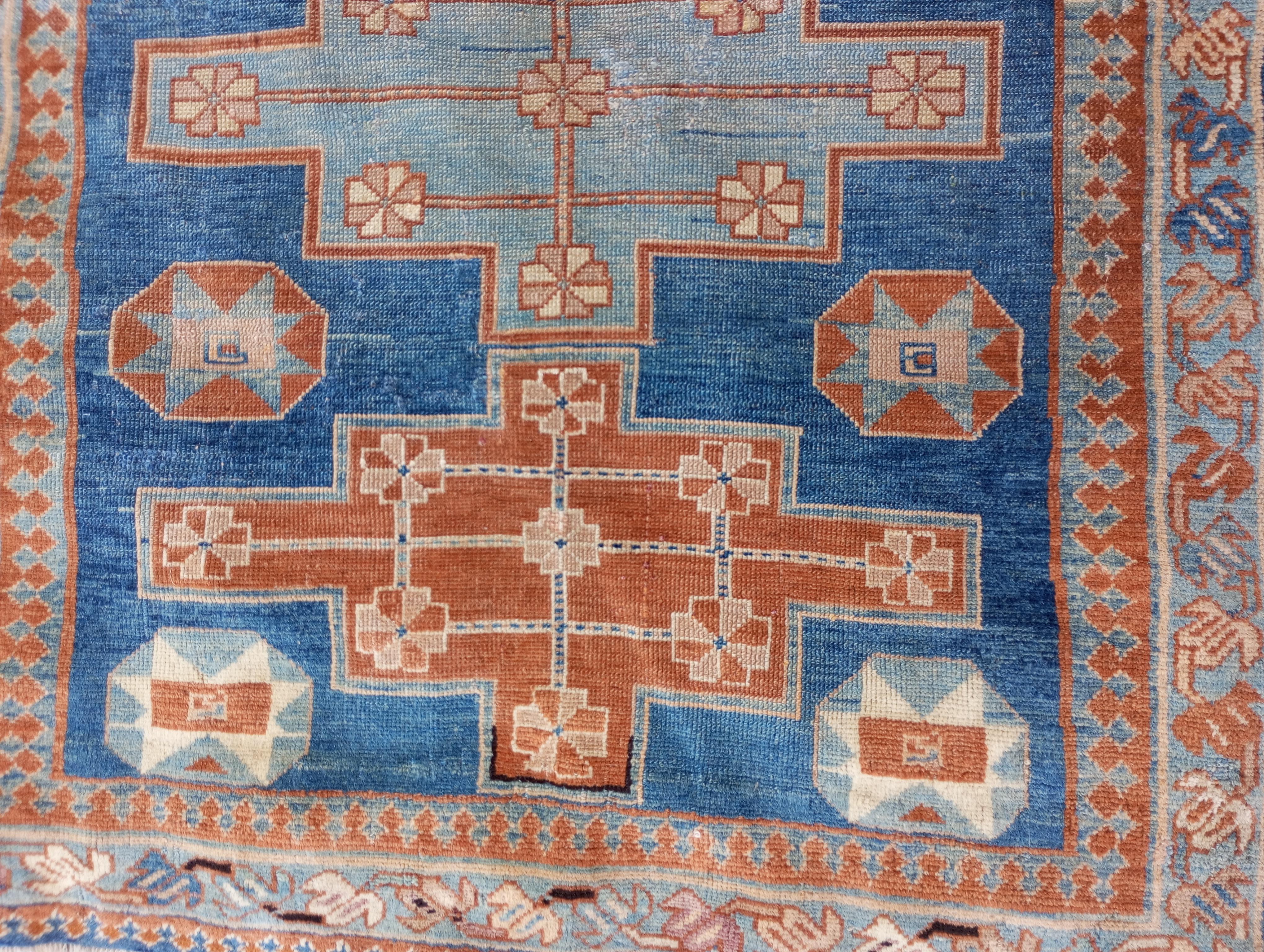 Hand-Knotted Blue hand-knotted Caucasian rug For Sale